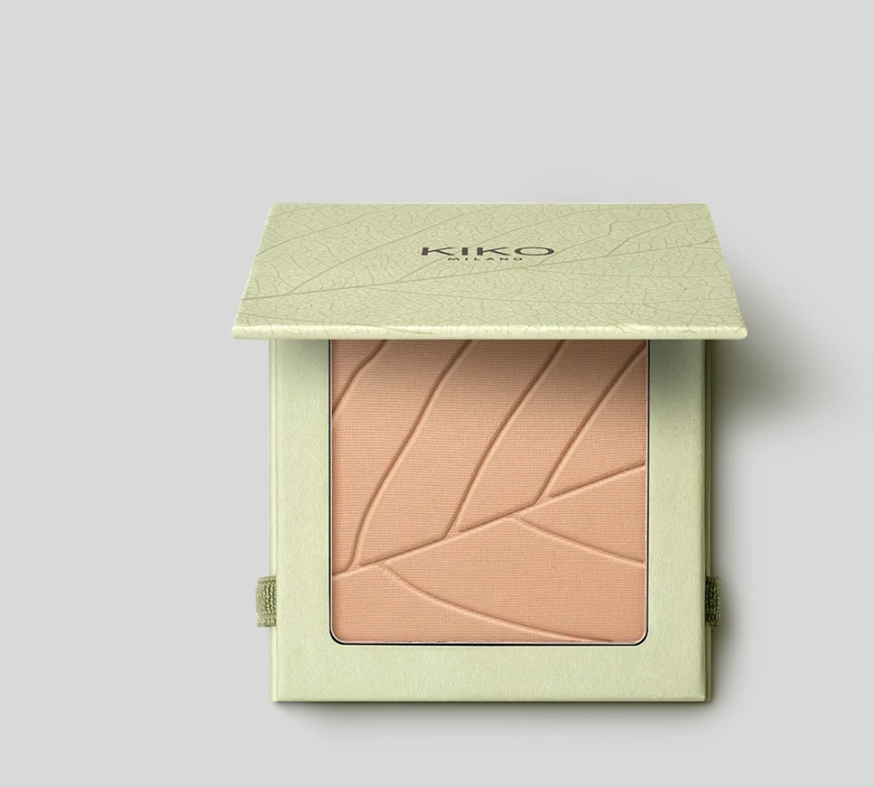 Kiko milano Long-lasting compact foundation with hyaluronic acid 03