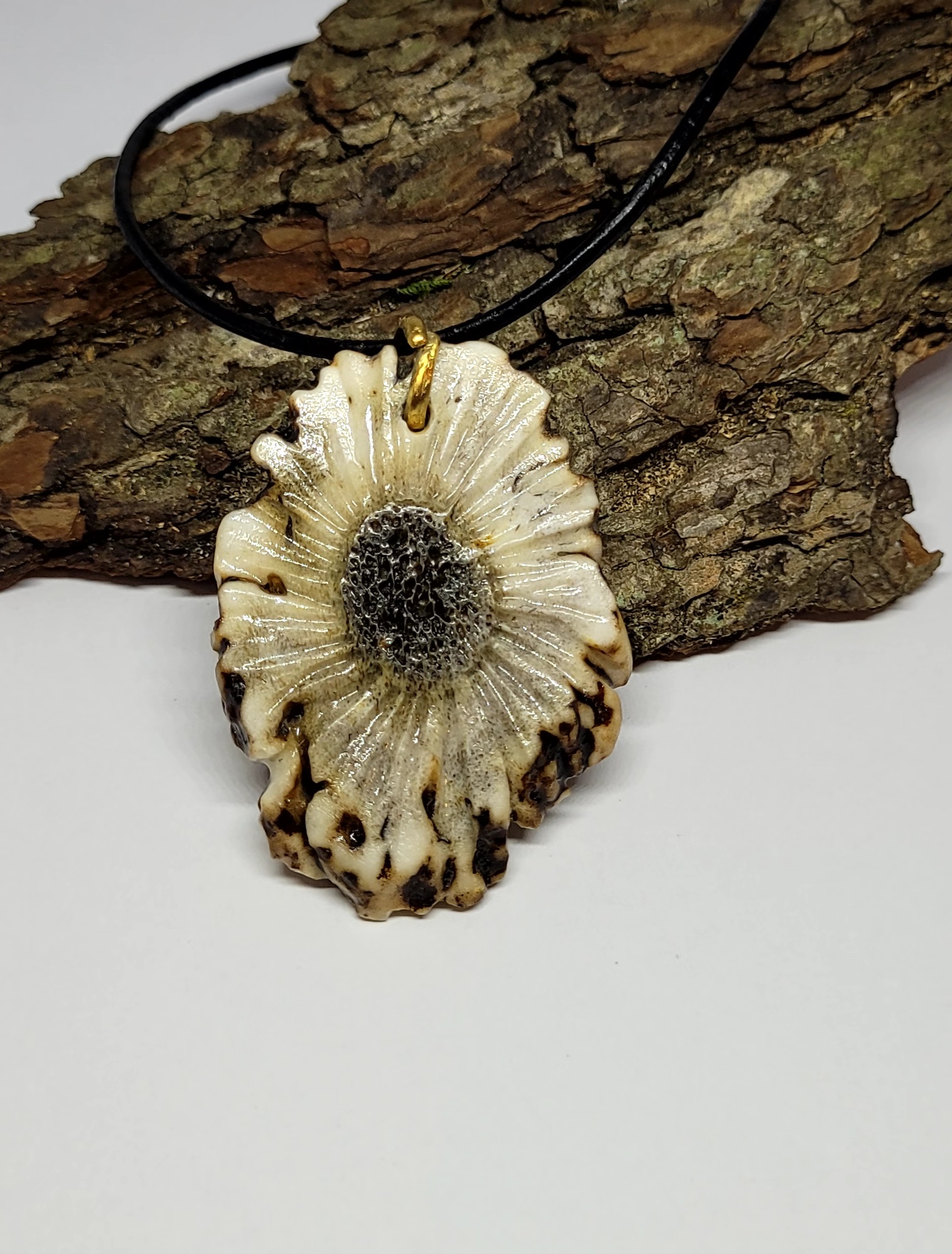 Kaklo papuošalas / Necklace