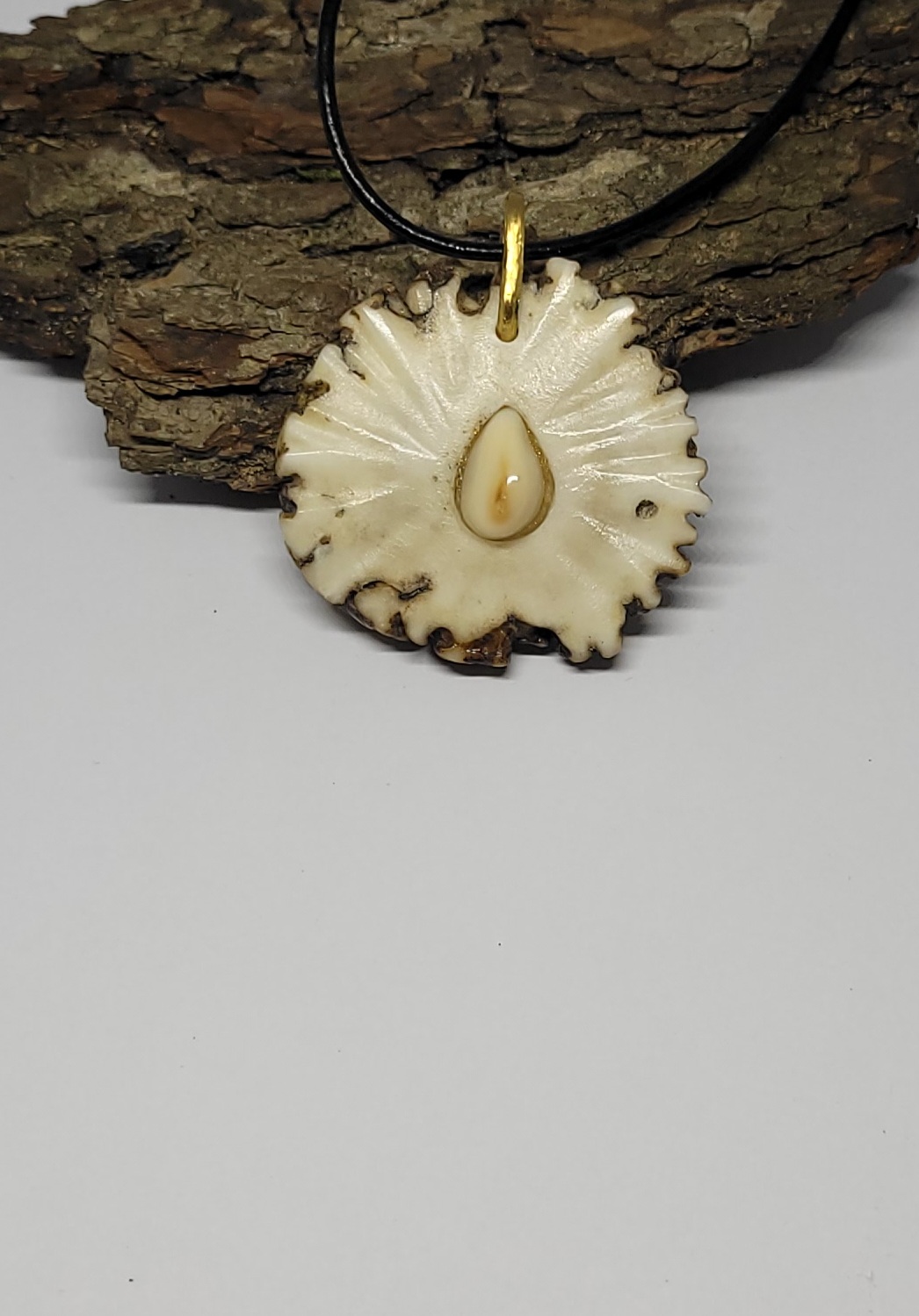 Kaklo papuošalas / Necklace