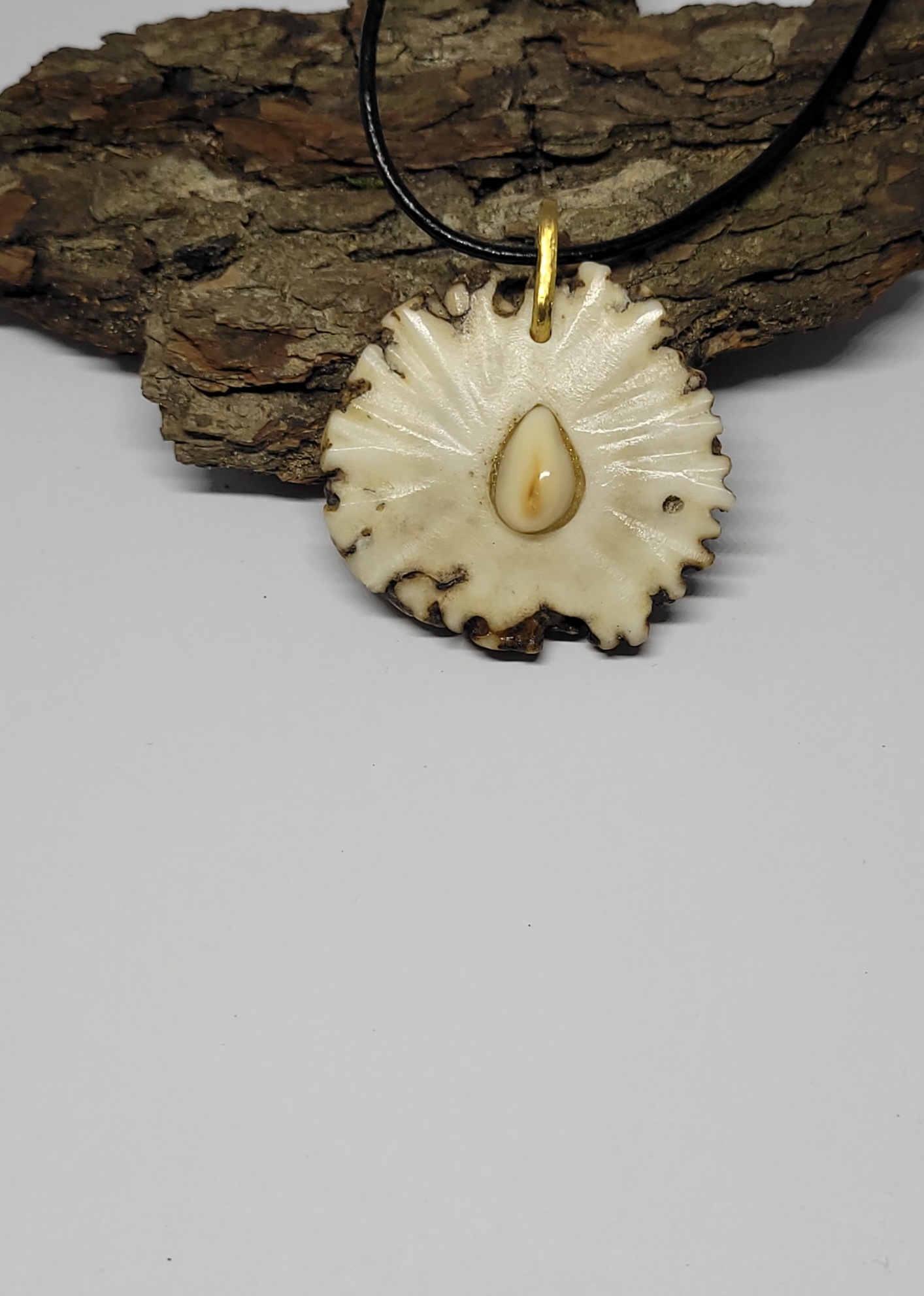Kaklo papuošalas / Necklace