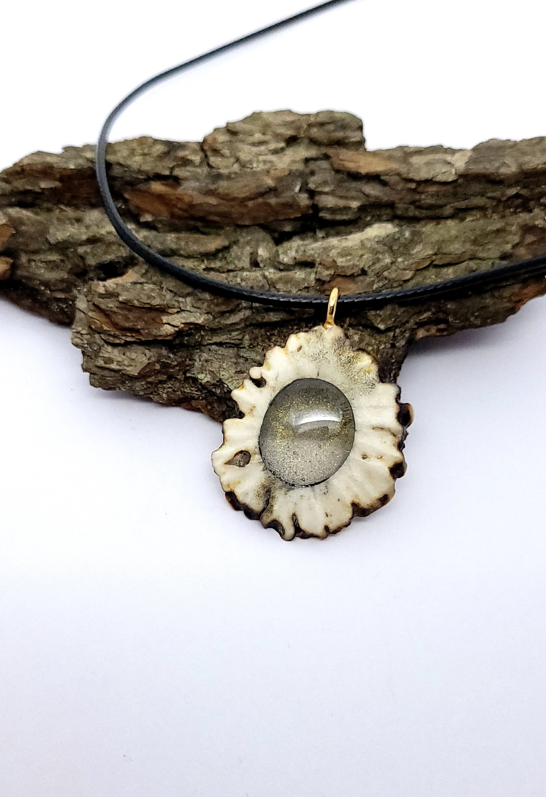 Kaklo papuošalas / Necklace