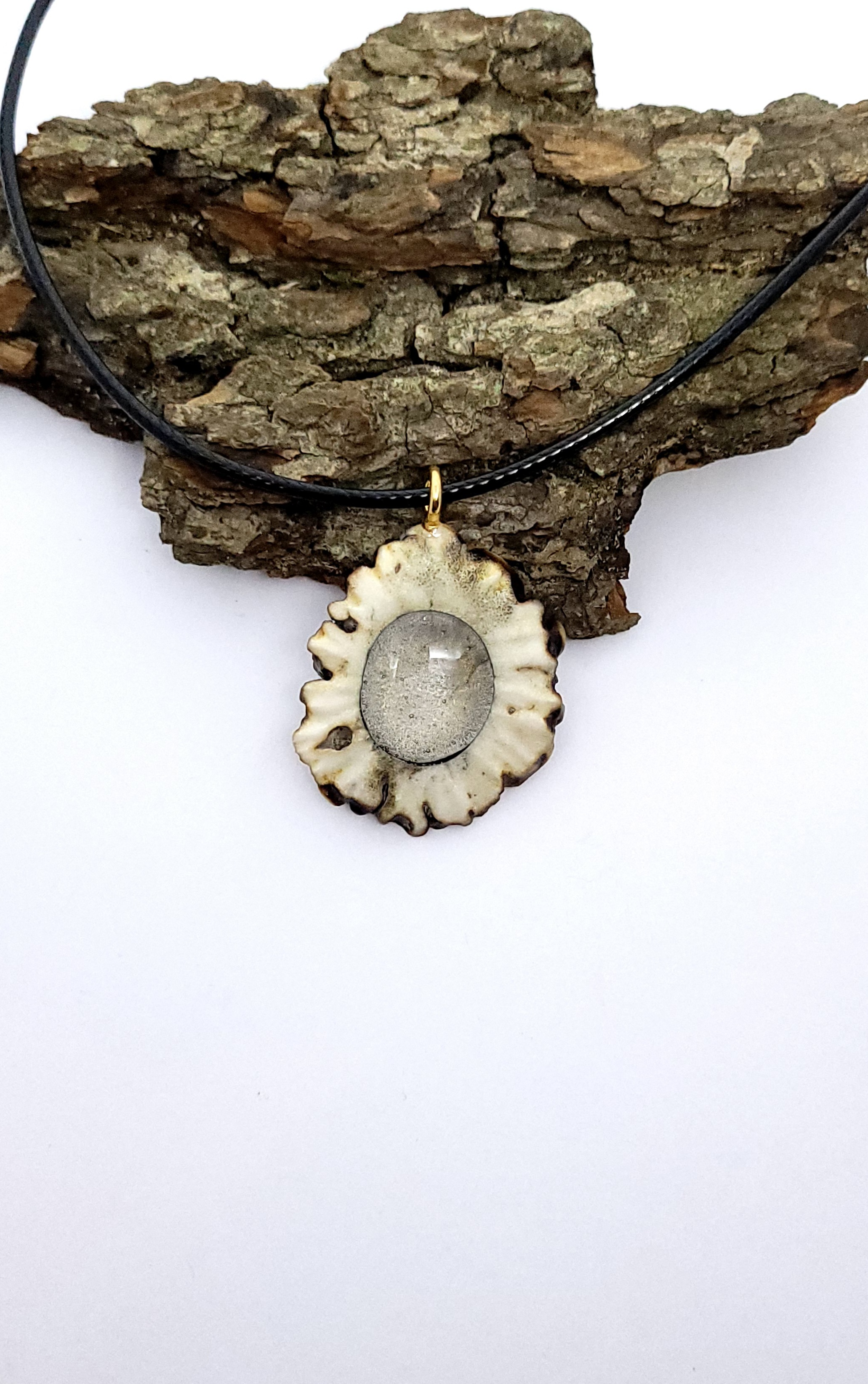 Kaklo papuošalas / Necklace