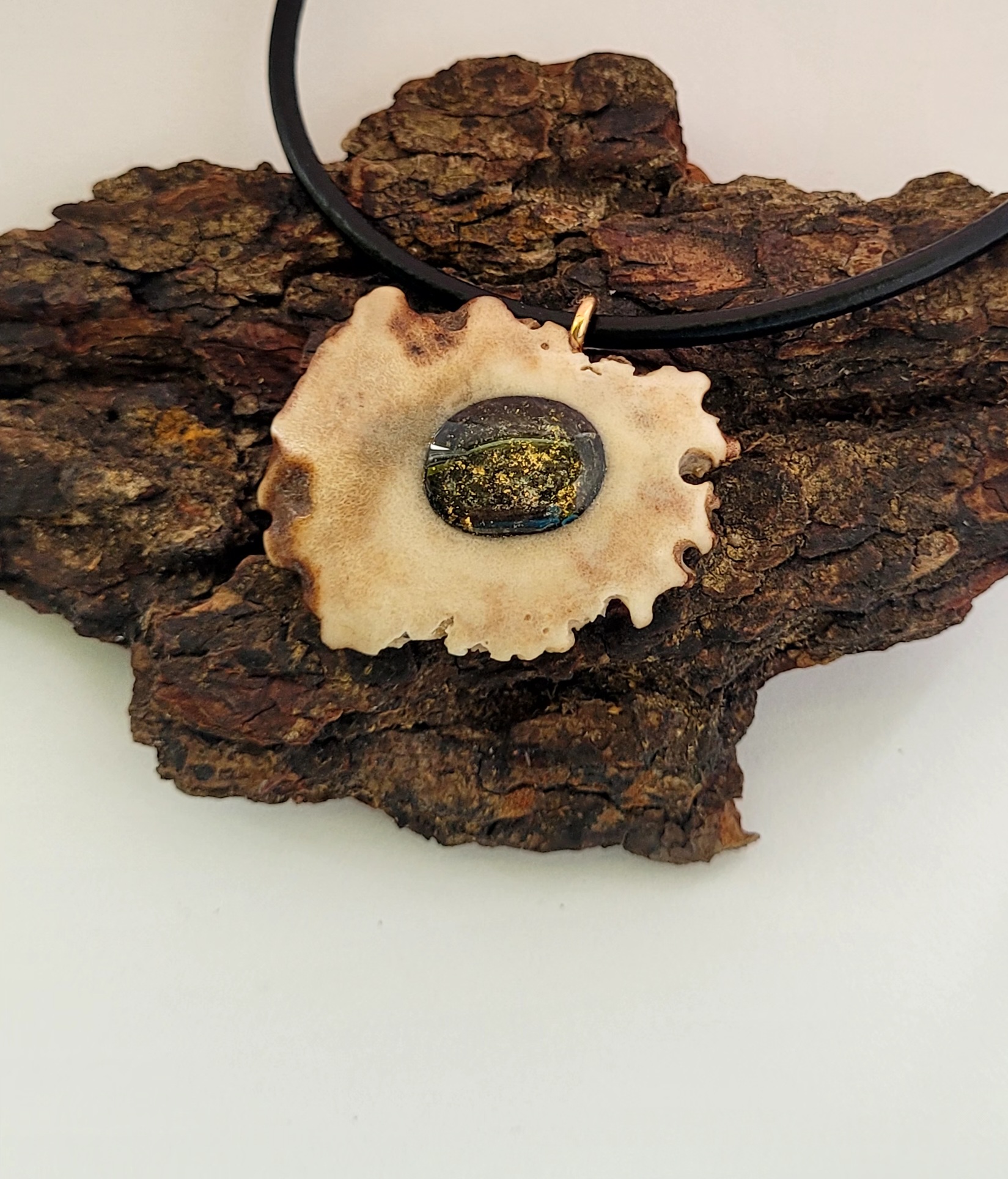 Kaklo papuošalas / Necklace