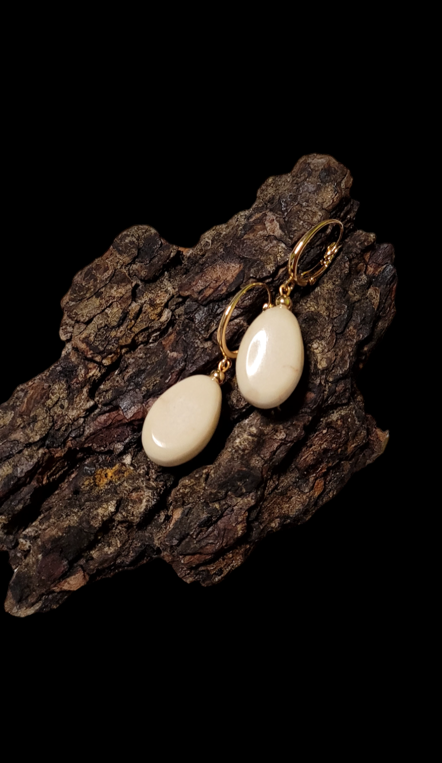 Auskarai iš briedžio rago / Moose antler earrings