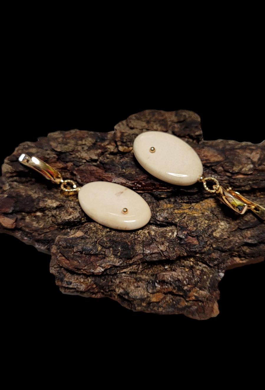 Auskarai iš briedžio rago / Moose antler earrings