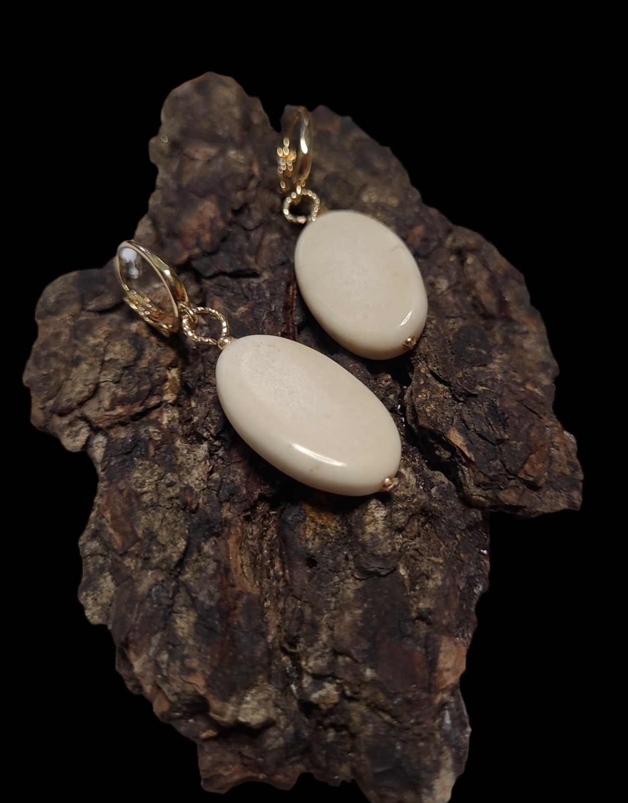 Auskarai iš briedžio rago / Moose antler earrings