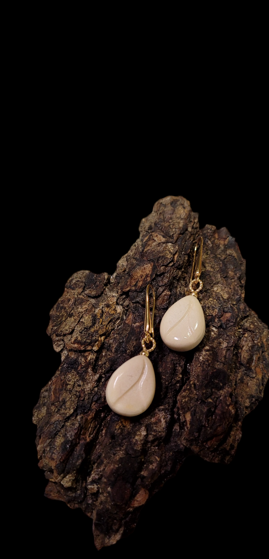 Auskarai iš briedžio rago/ Moose antler earrings