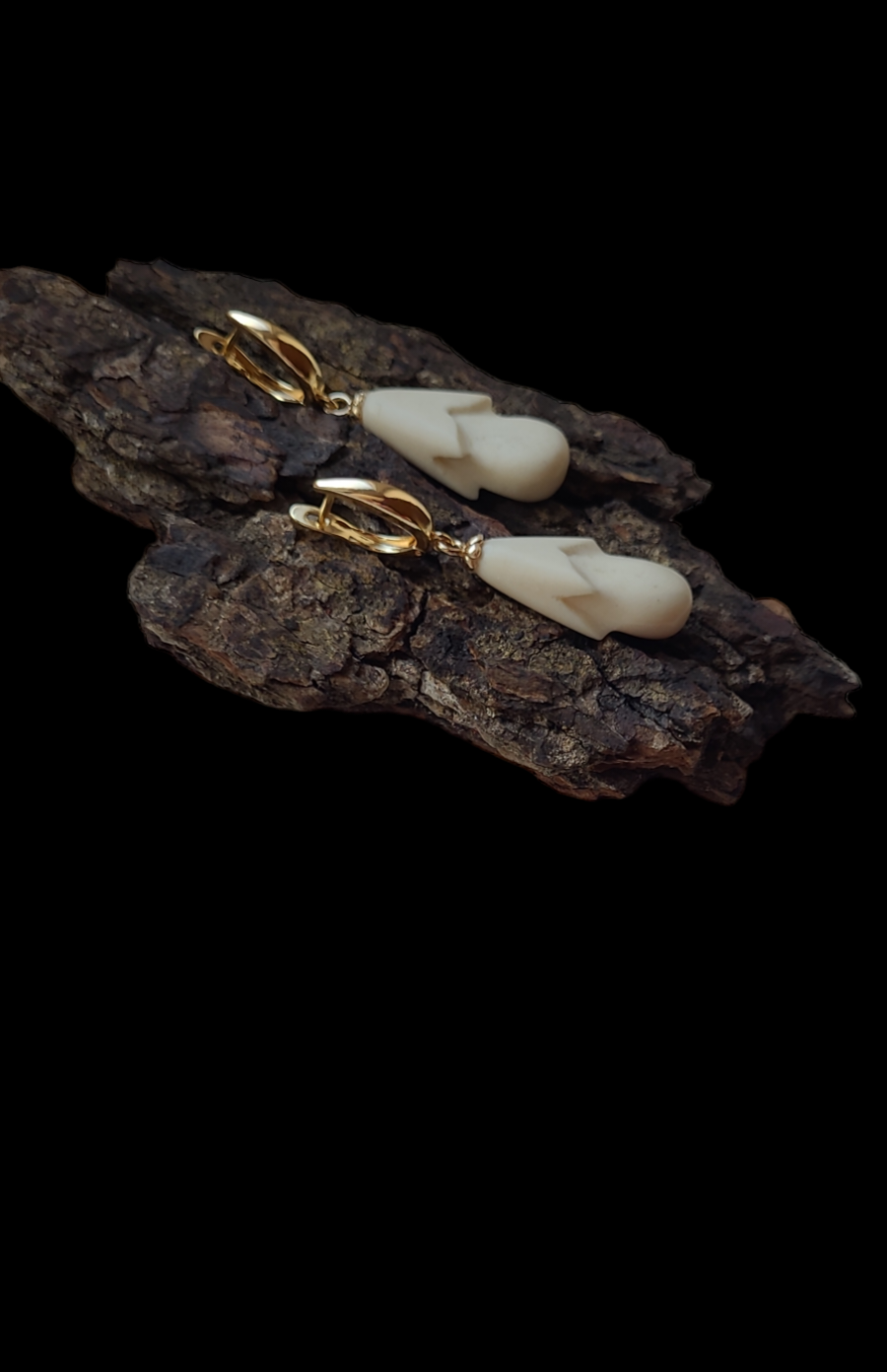 Auskarai iš briedžio rago / Moose antler earrings