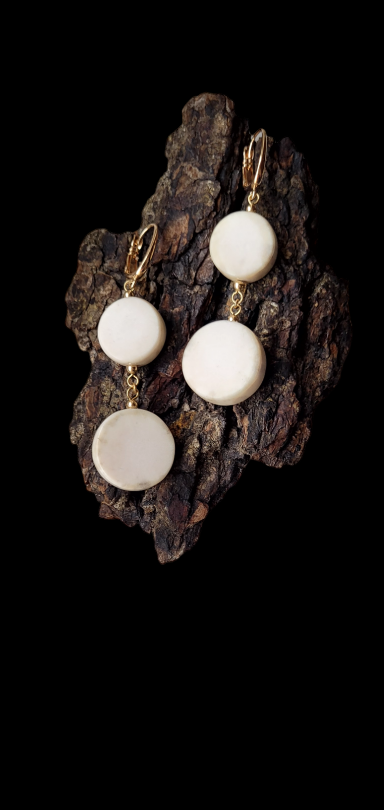 Auskarai iš briedžio rago / Moose antler earring
