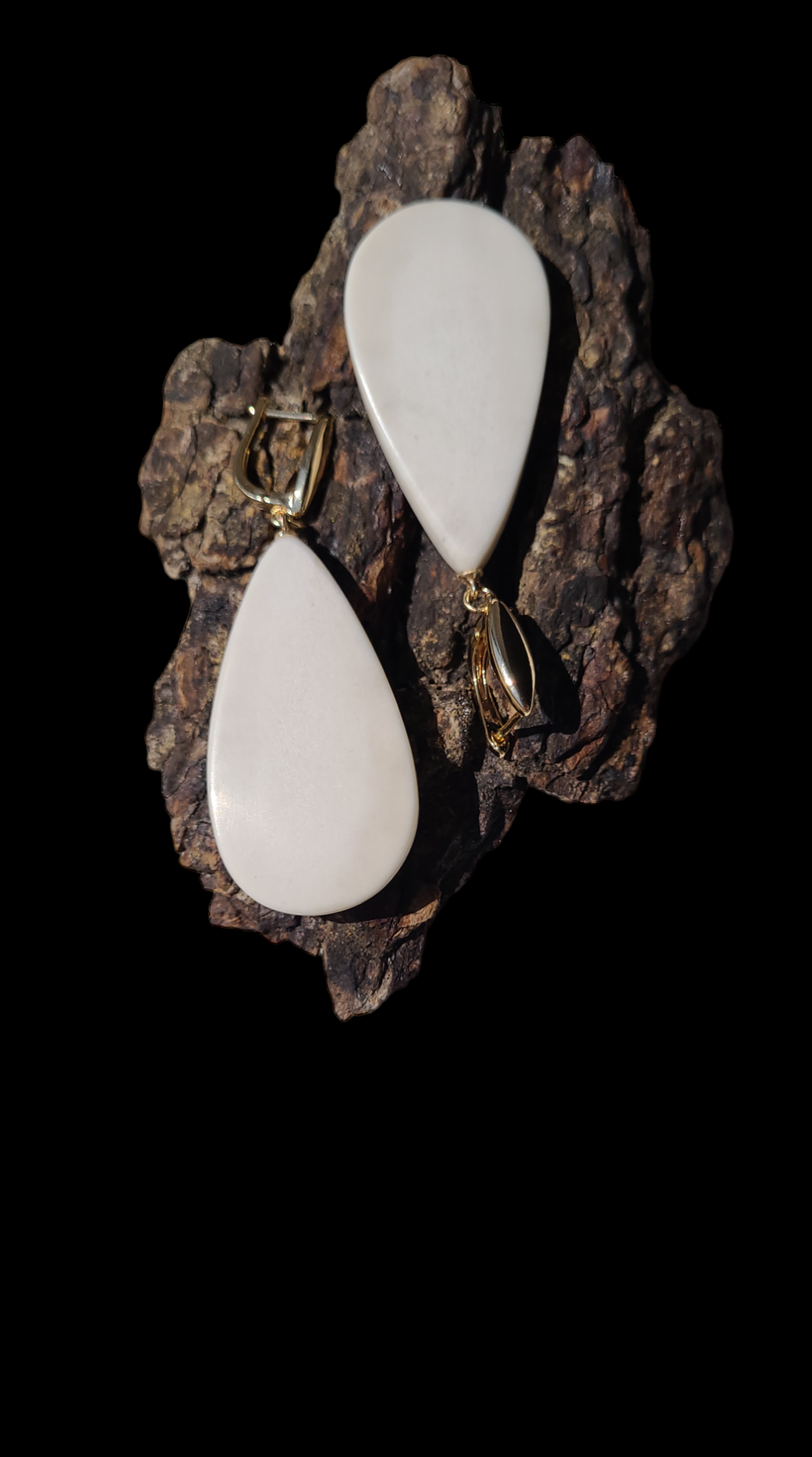 Auskarai iš briedžio rago / Moose antler earrings