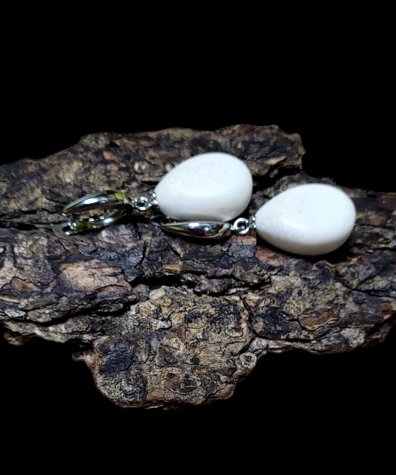 Auskarai iš briedžio rago / Moose antler earrings