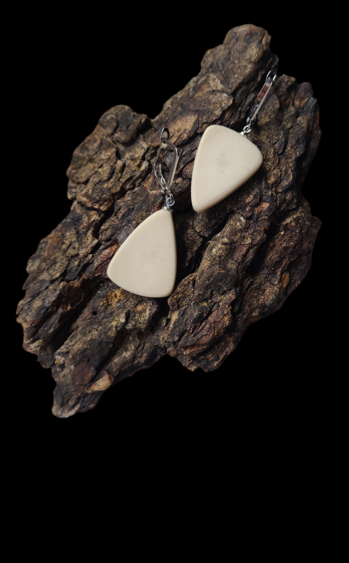 Auskarai iš briedžio rago / Moose antler earrings