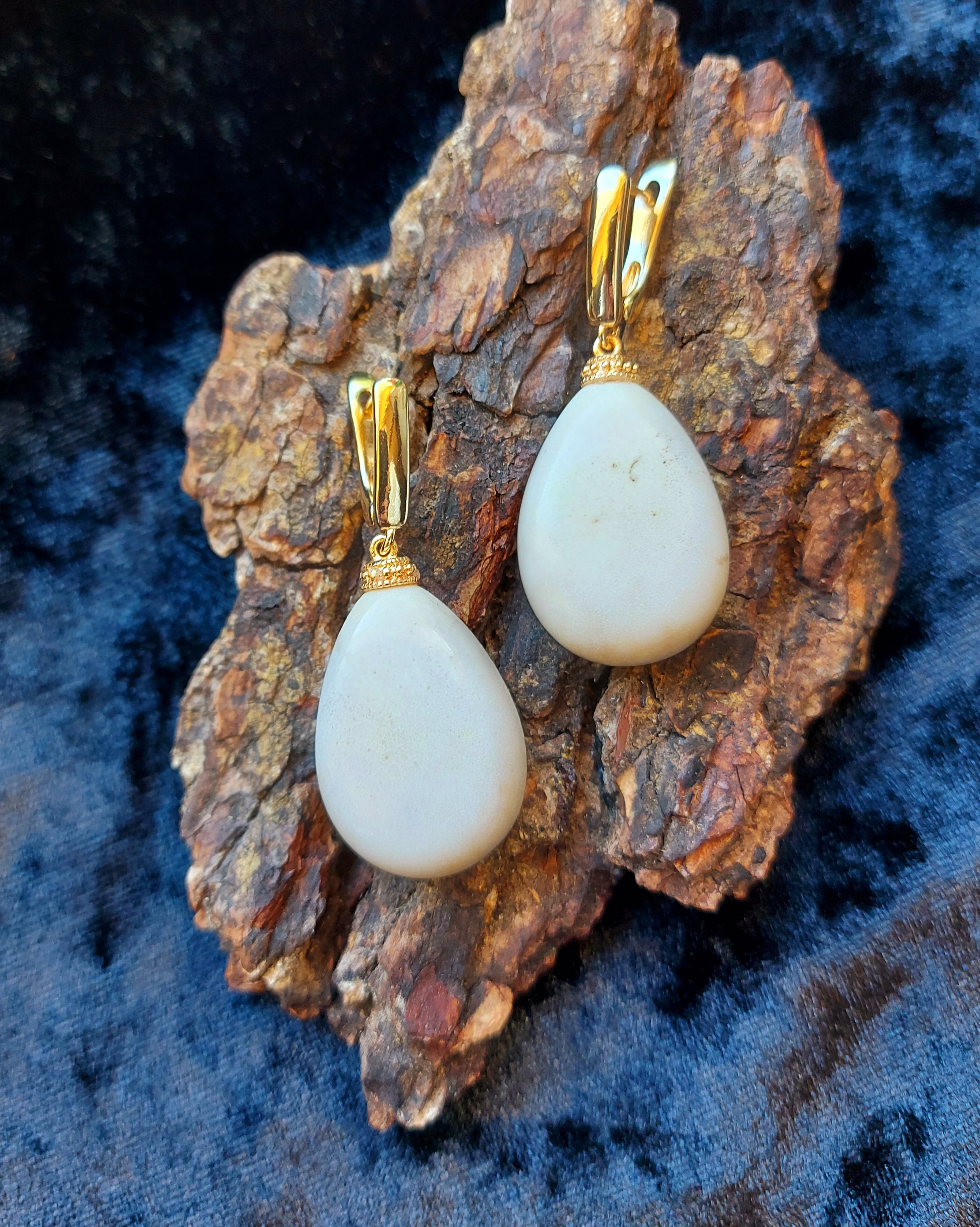 Auskarai iš briedžio rago / Moose antler earrings