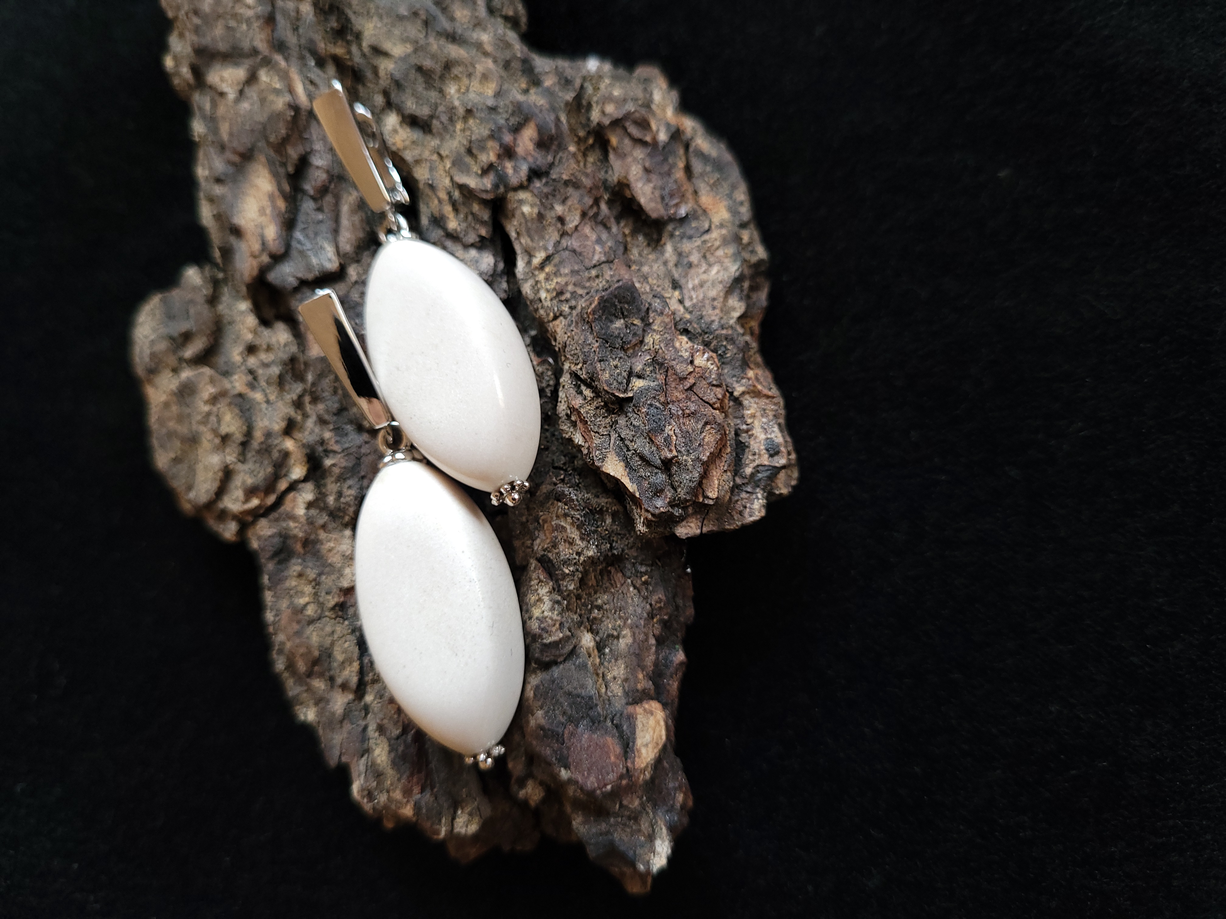 Auskarai iš briedžio rago / Moose antler earrings