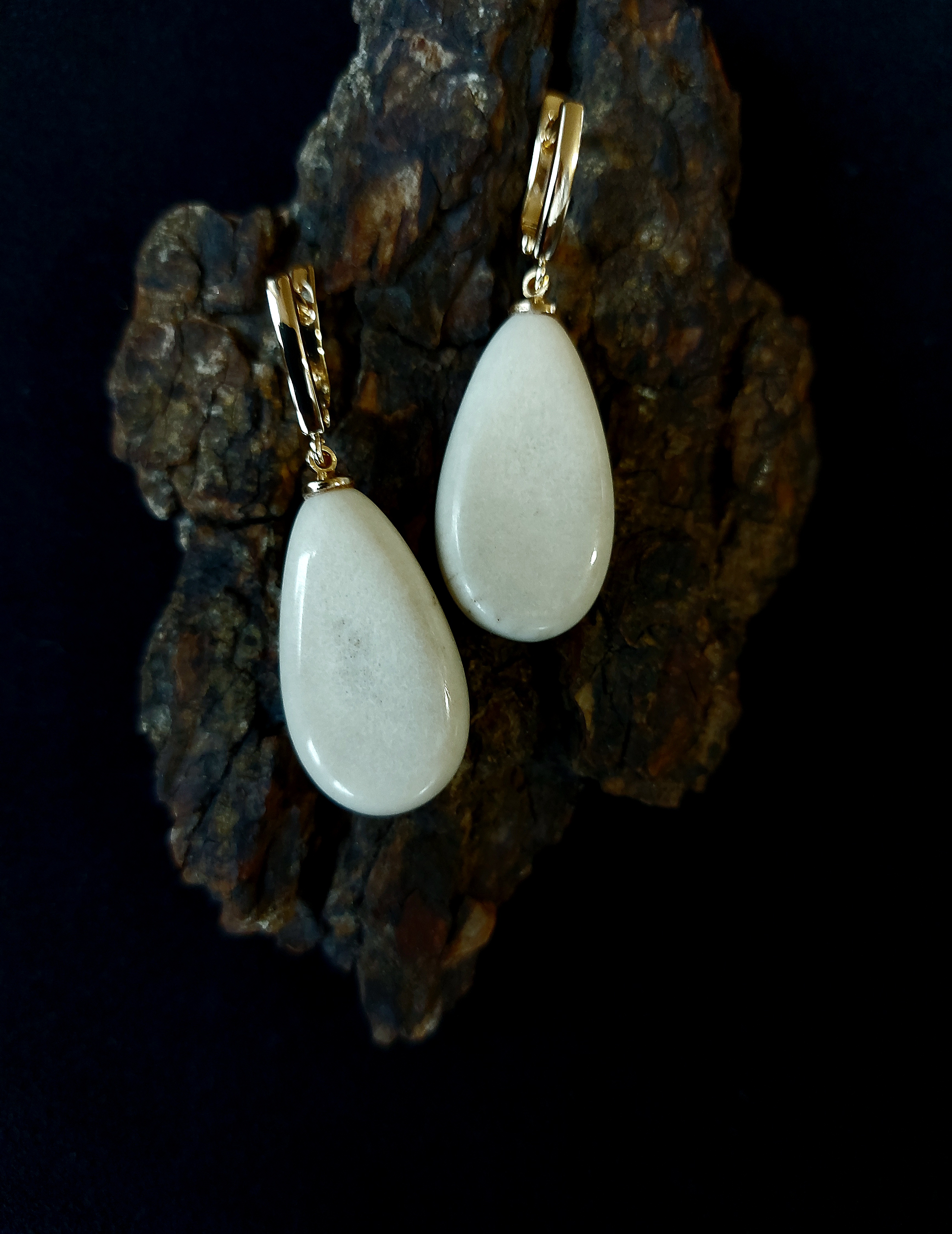 Auskarai iš briedžio rago / Moose antler earrings
