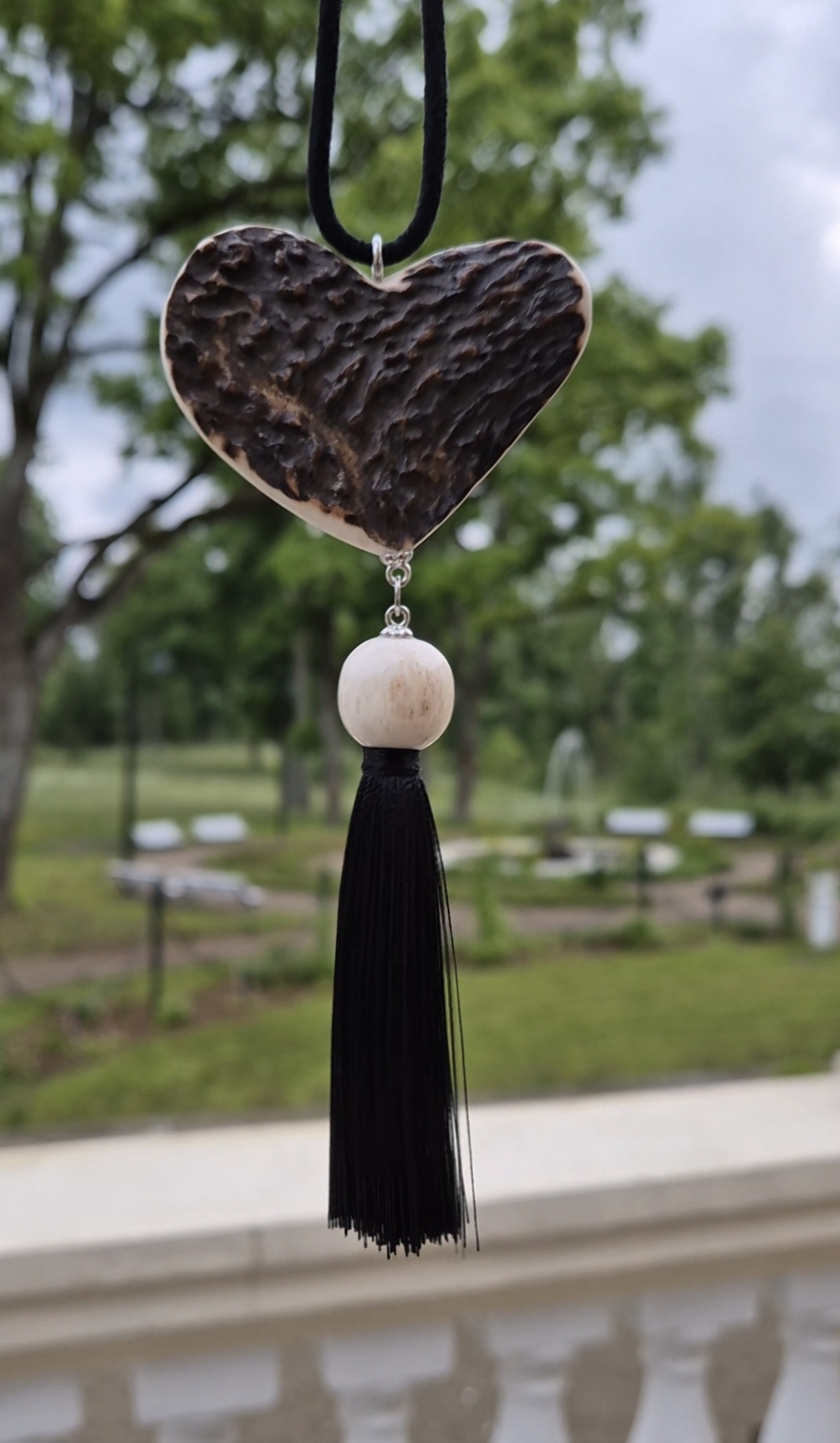Pakabukas iš tauriojo elnio rago / Red deer antler pendant