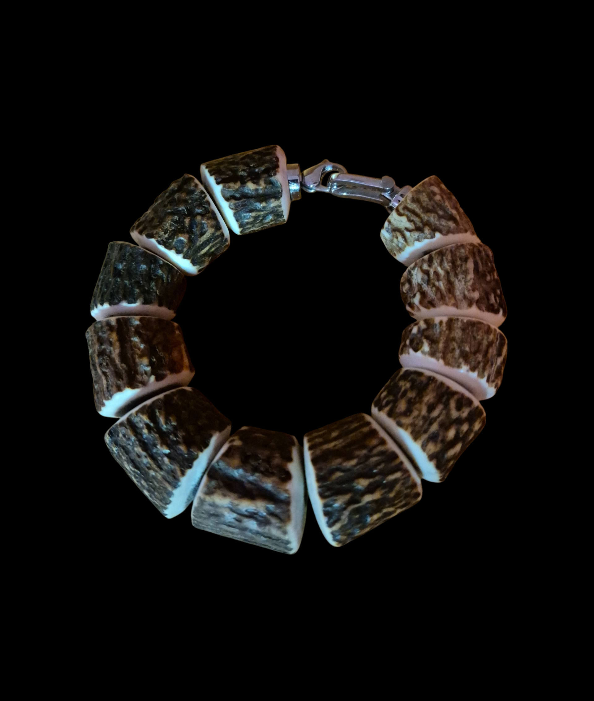 Apyrankė iš tauriojo elnio rago / Red deer antler bracelet