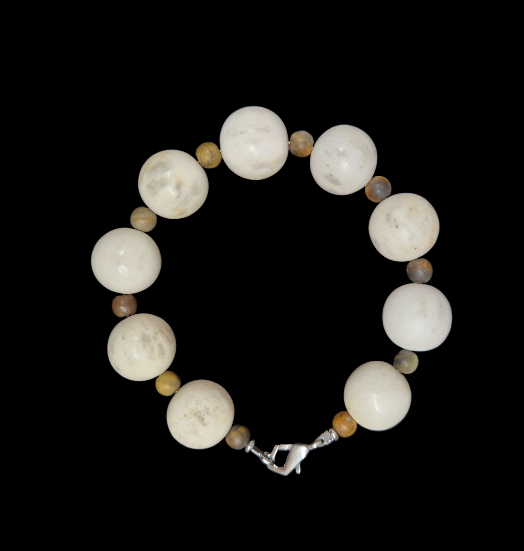 Apyrankė iš briedžio rago / Moose antlet bracelet