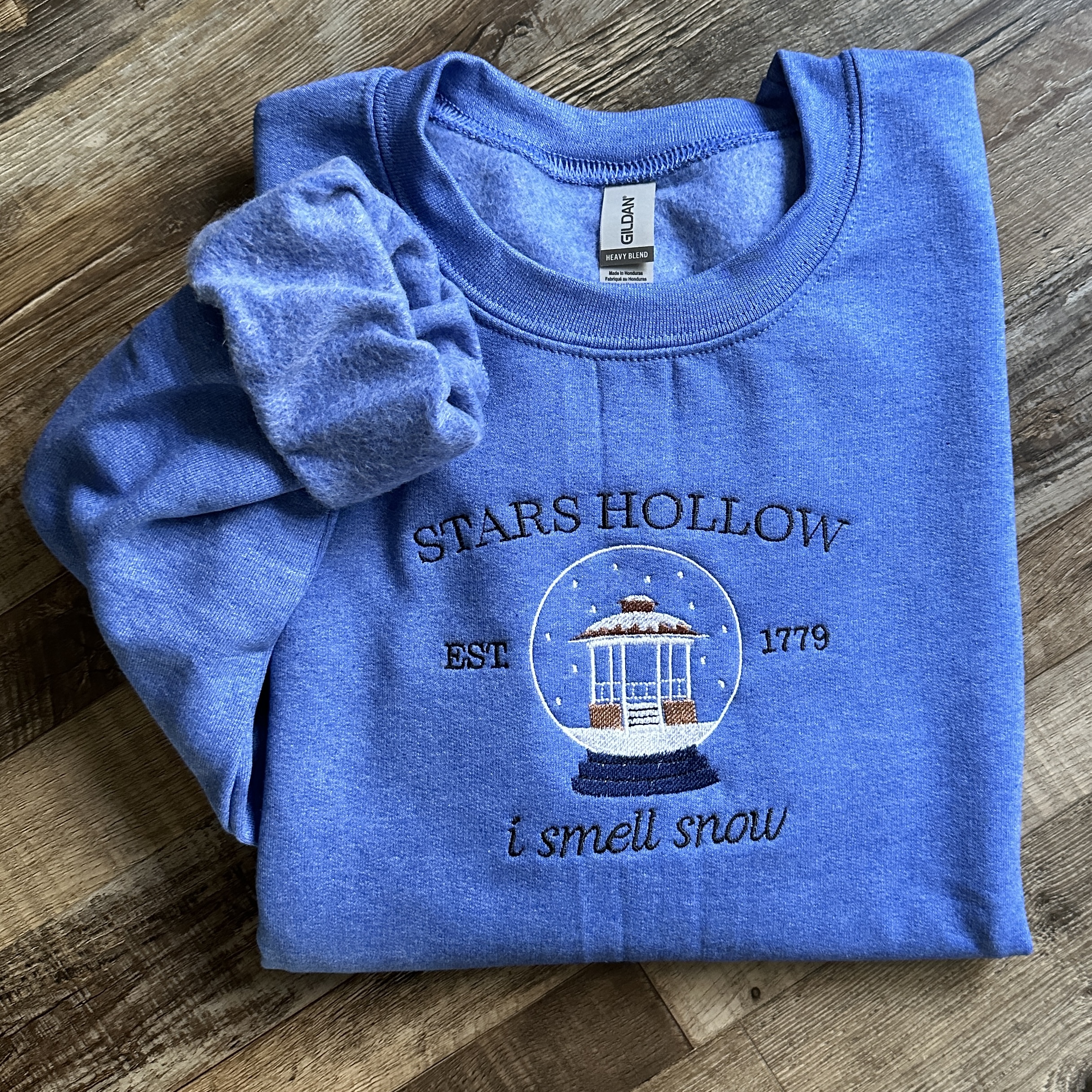 Stars Hollow I Smell Snow Crewneck
