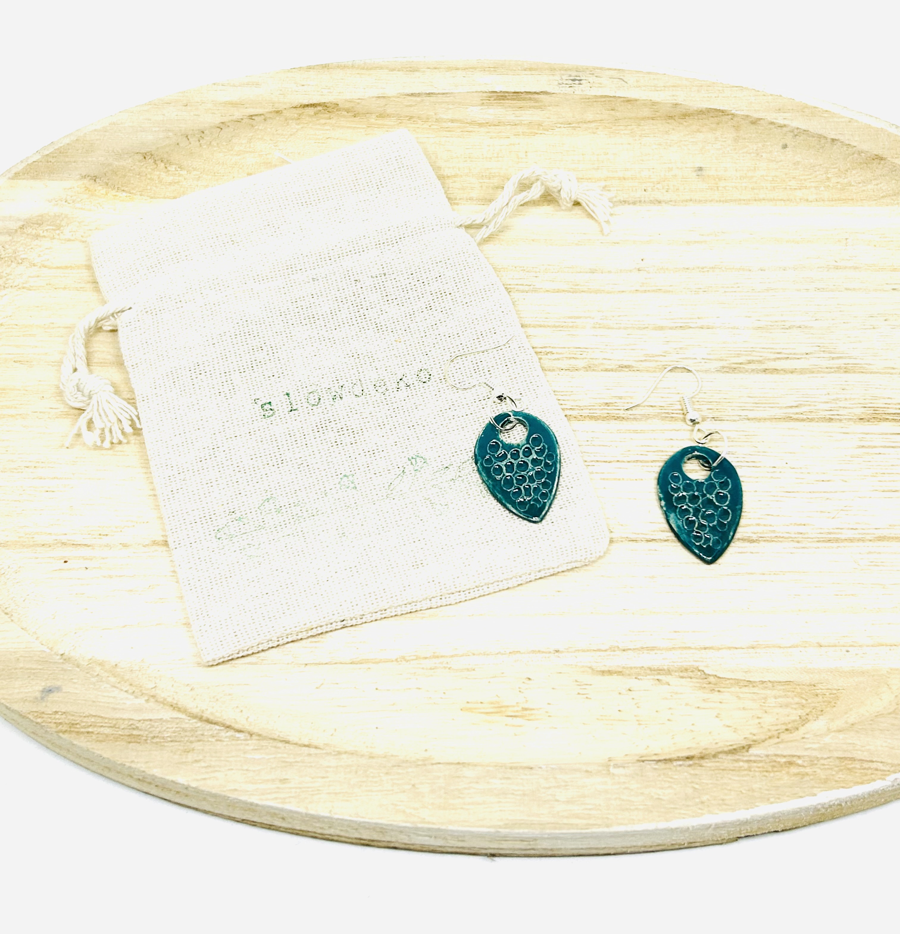 Boucles d'oreilles "goutte d'émeraude"