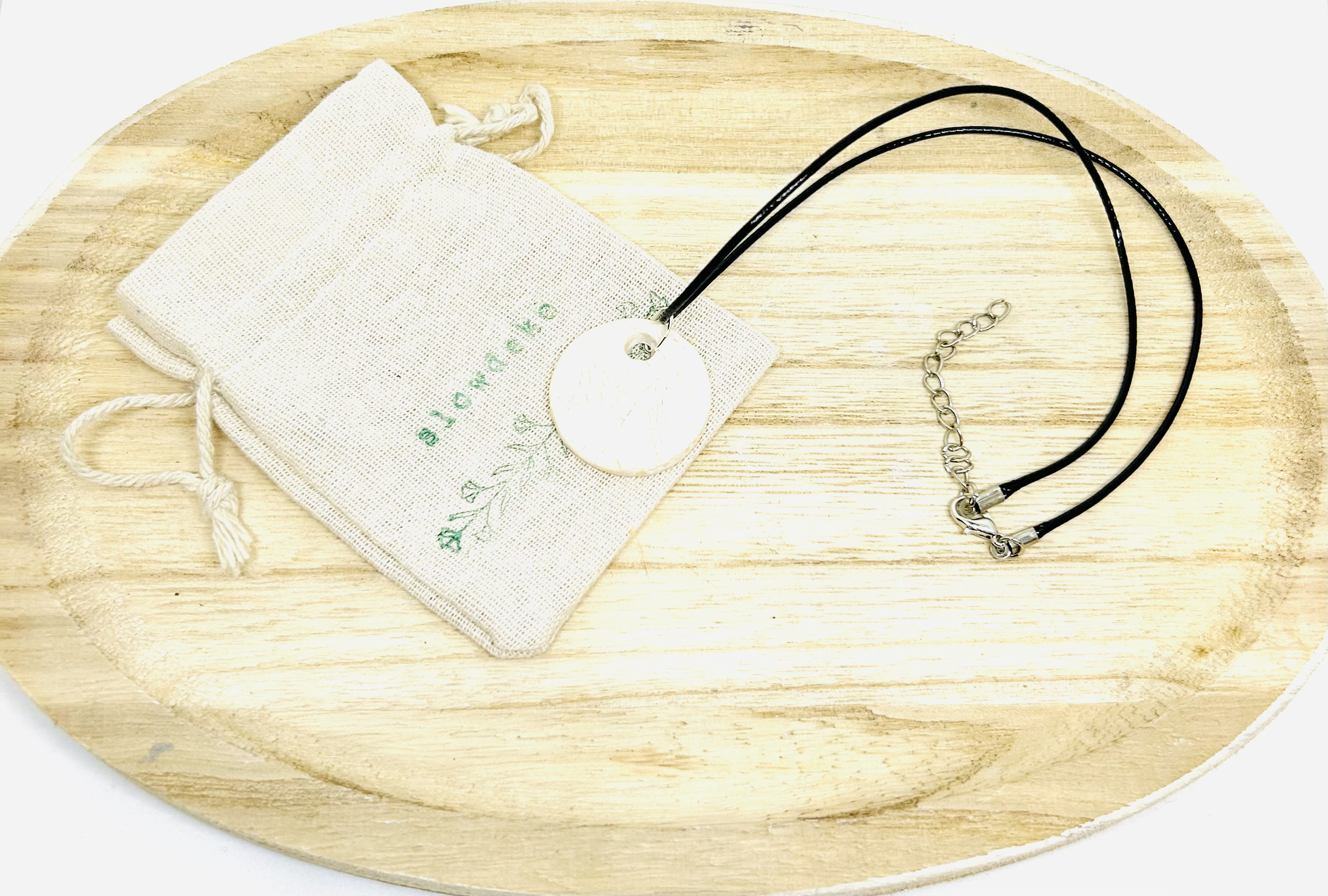 Collier "nature écru"