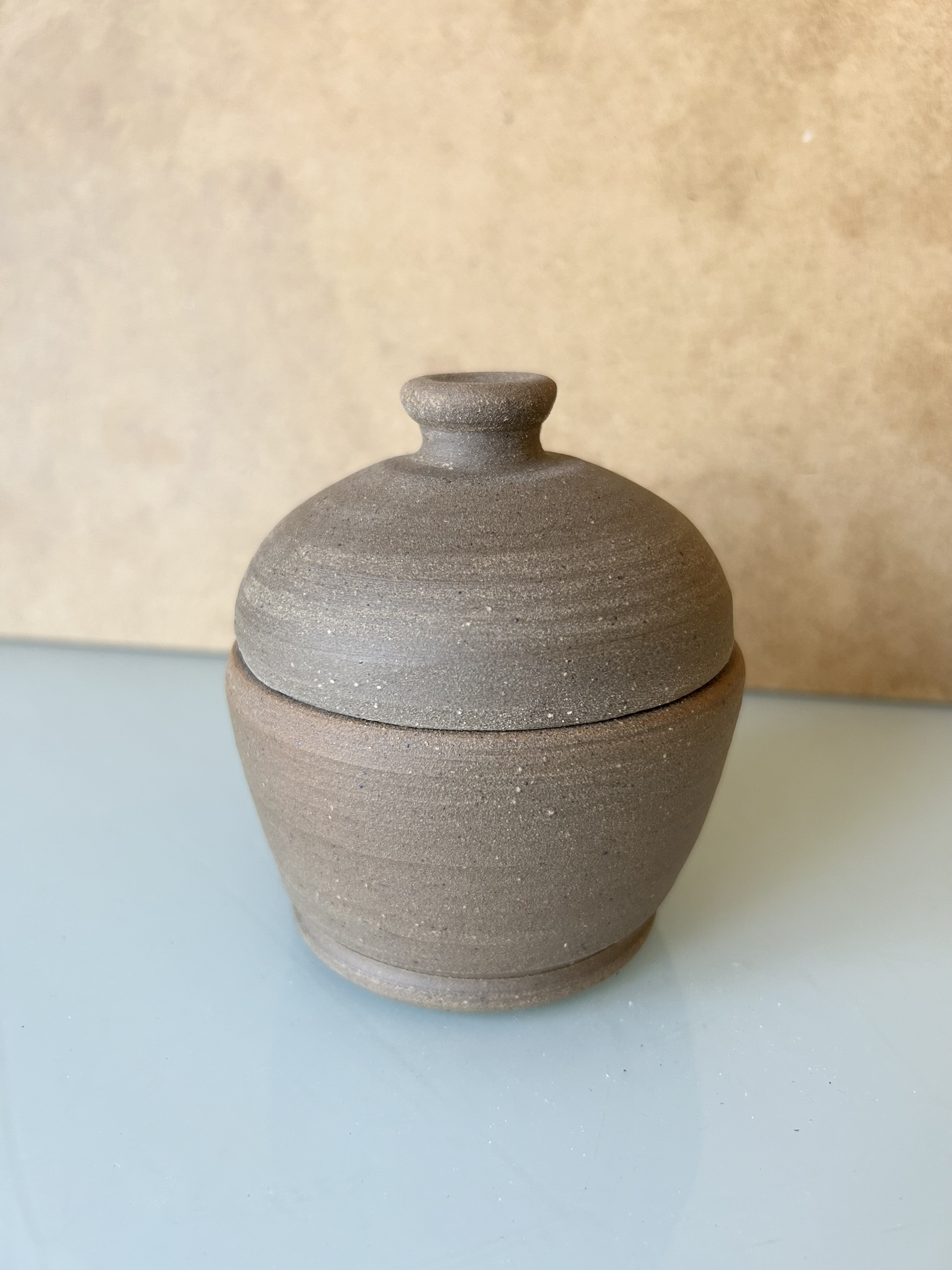 Pot à épices/sel en grès naturel 100 ml