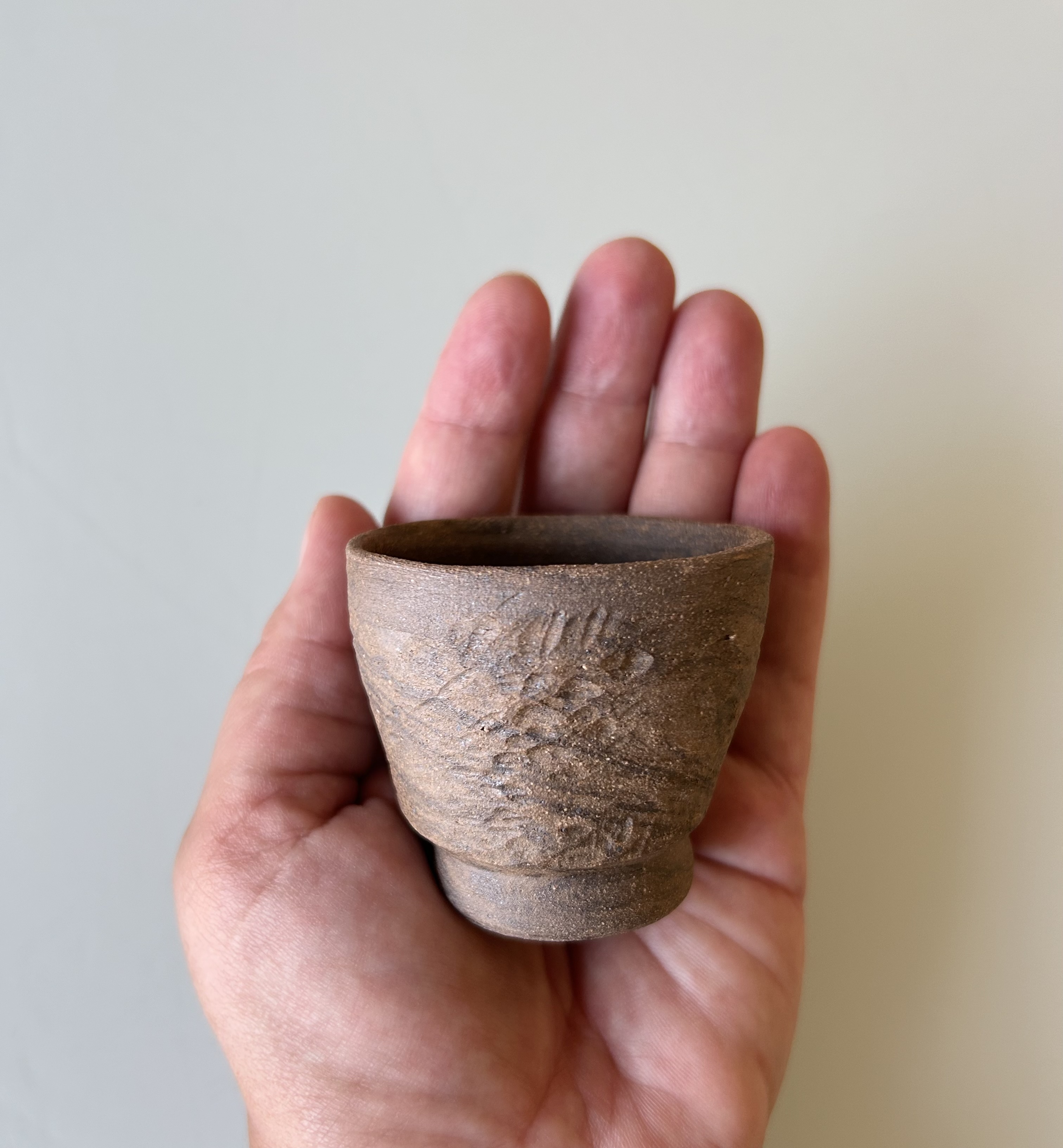 Petit contenant en grès naturel 