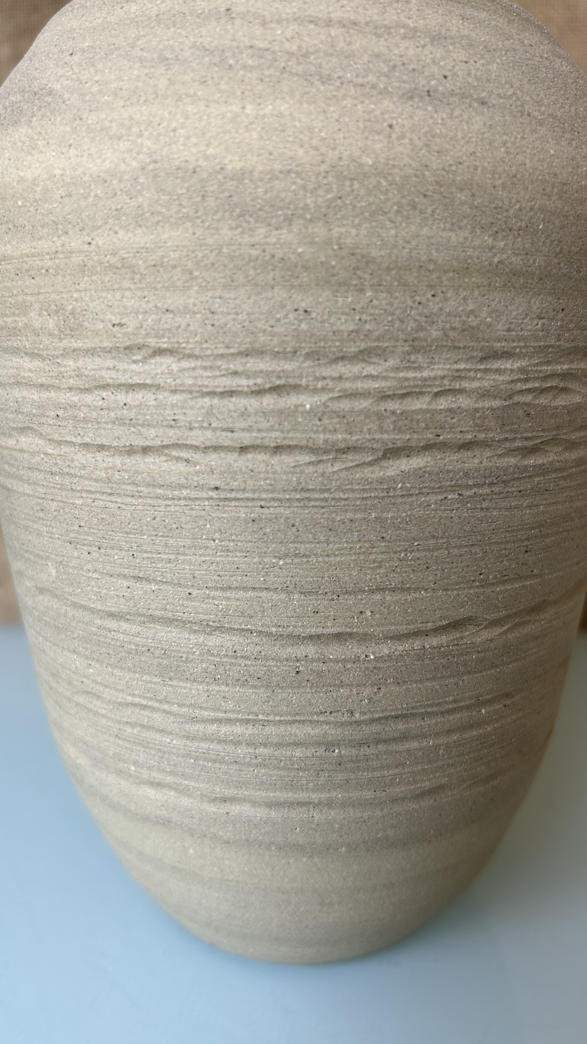 Vase beige intemporel 18 cm