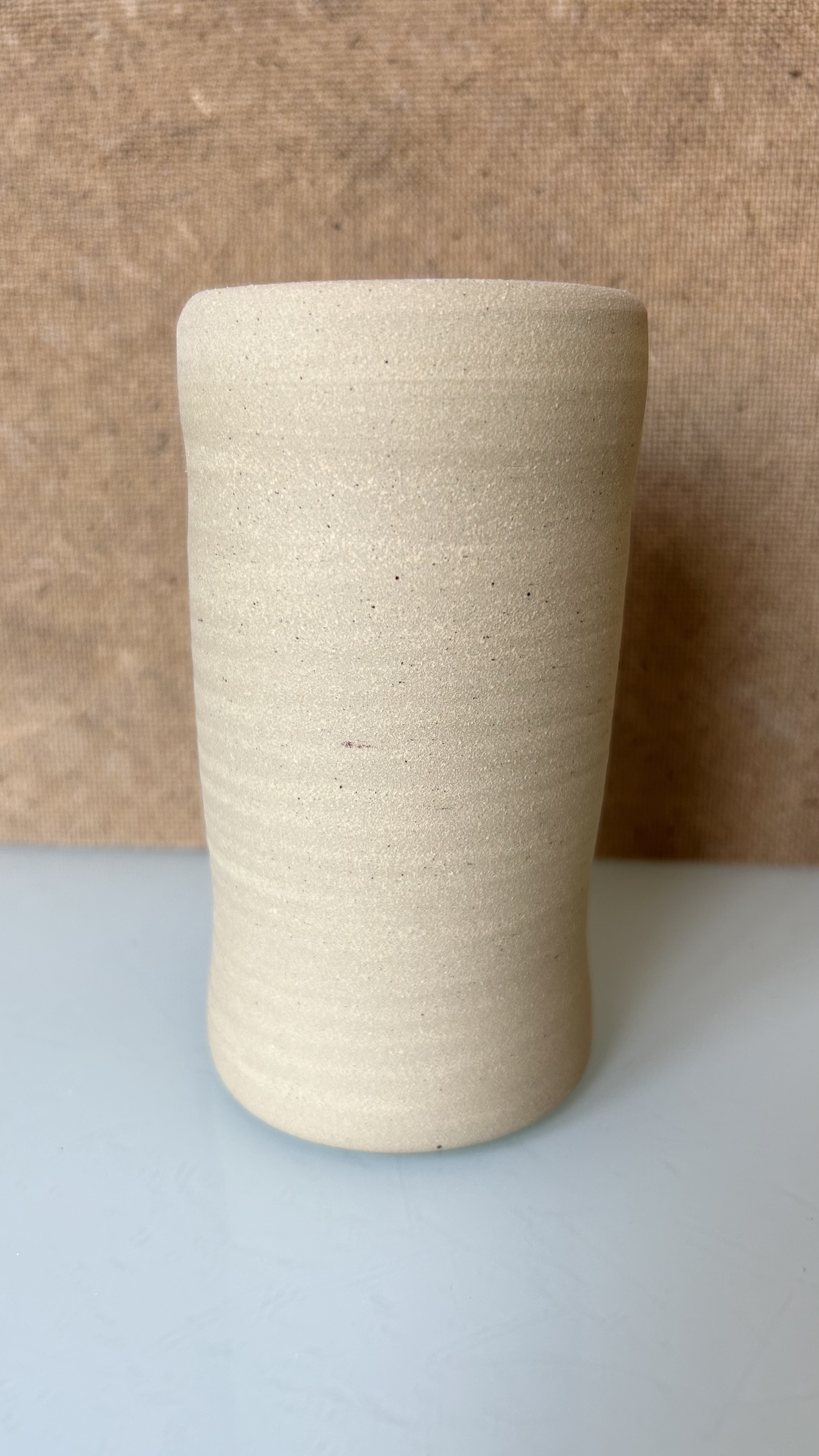 Vase beige intemporel 13 cm