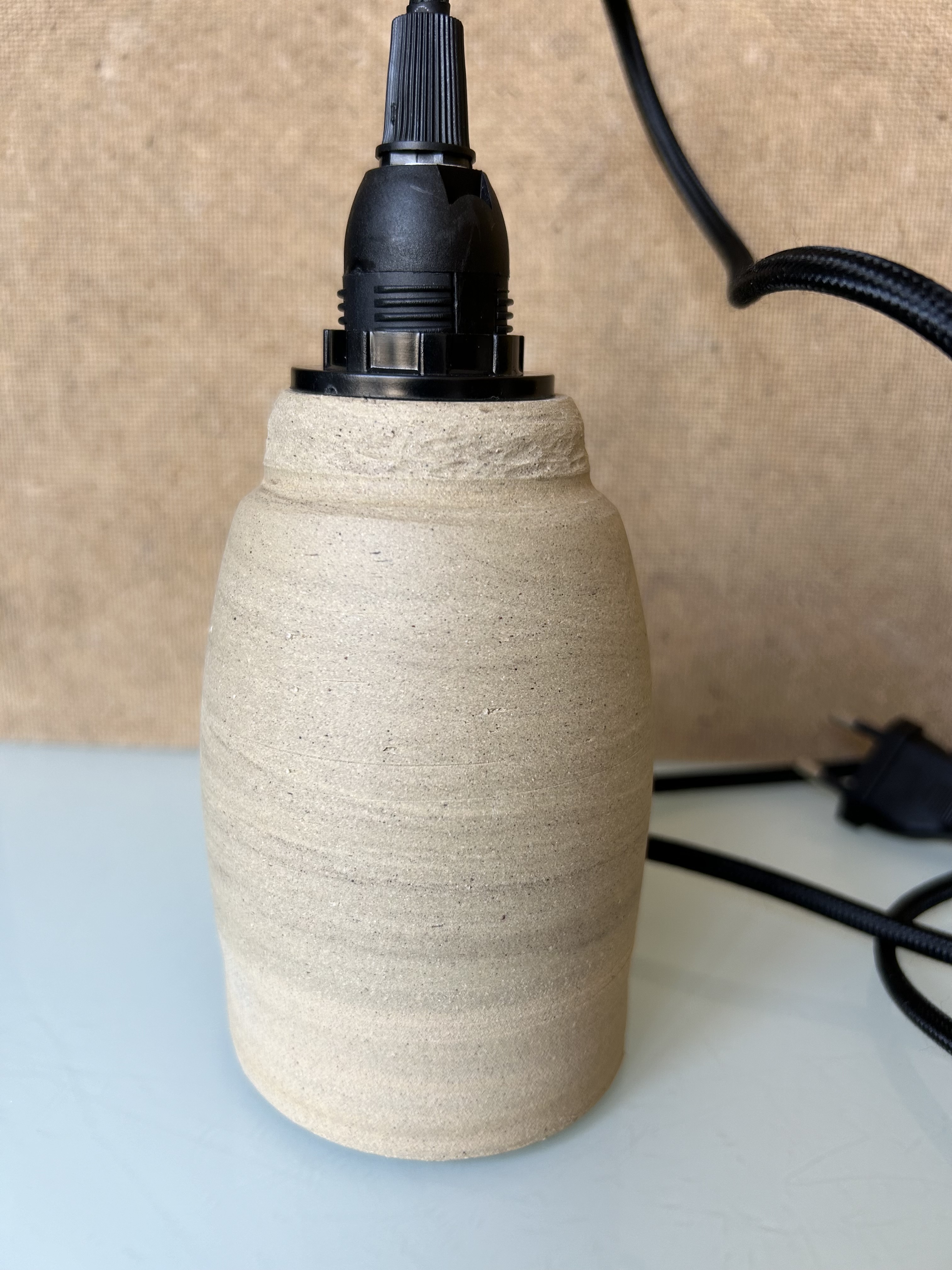 Lampe à suspendre beige intemporel