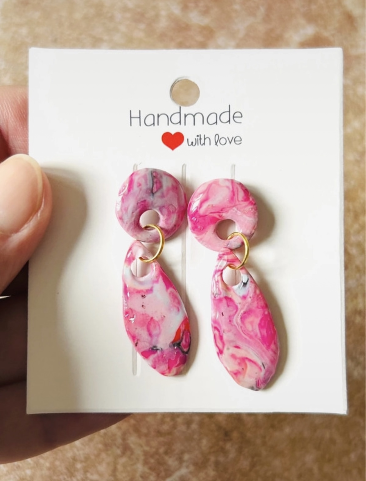 Boucles d'oreilles pendantes " pink madness "