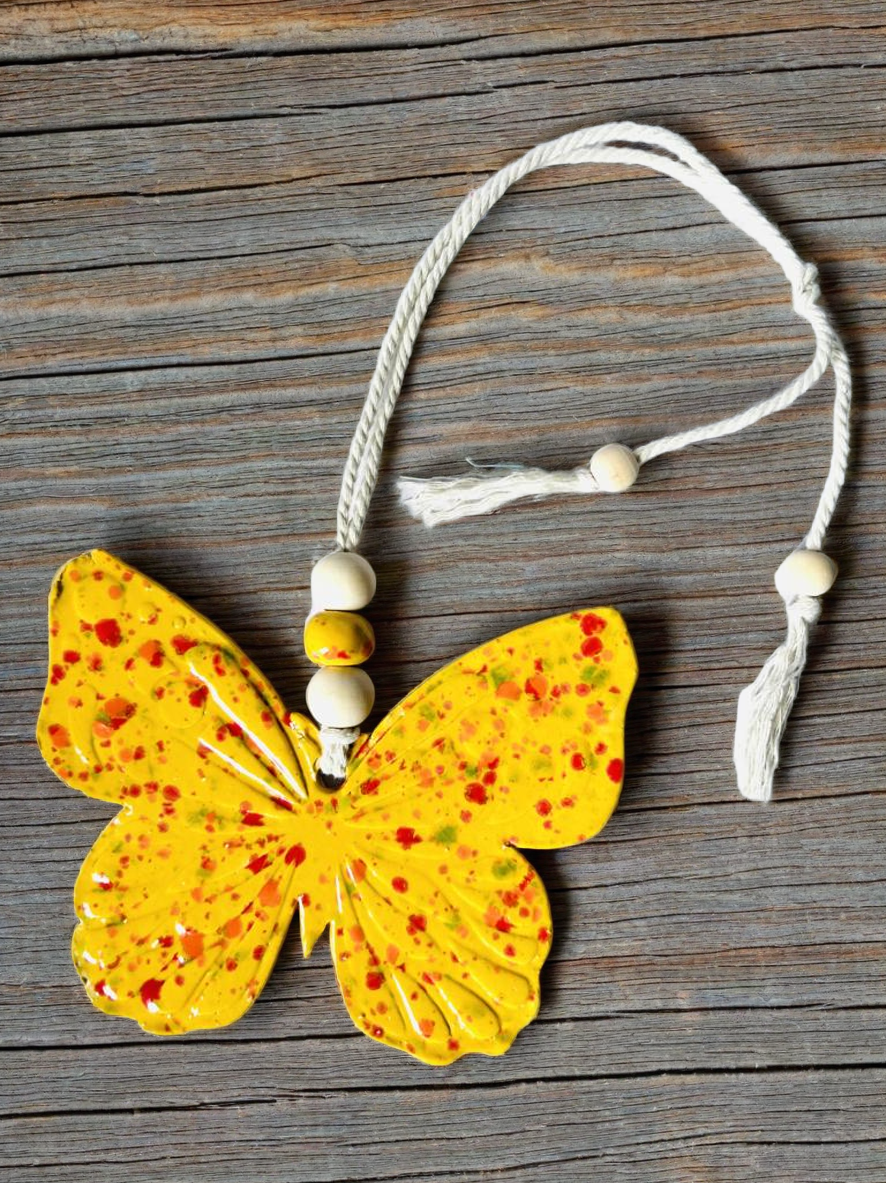 Diffuseur d'huile essentielle forme papillon en céramique jaune doré