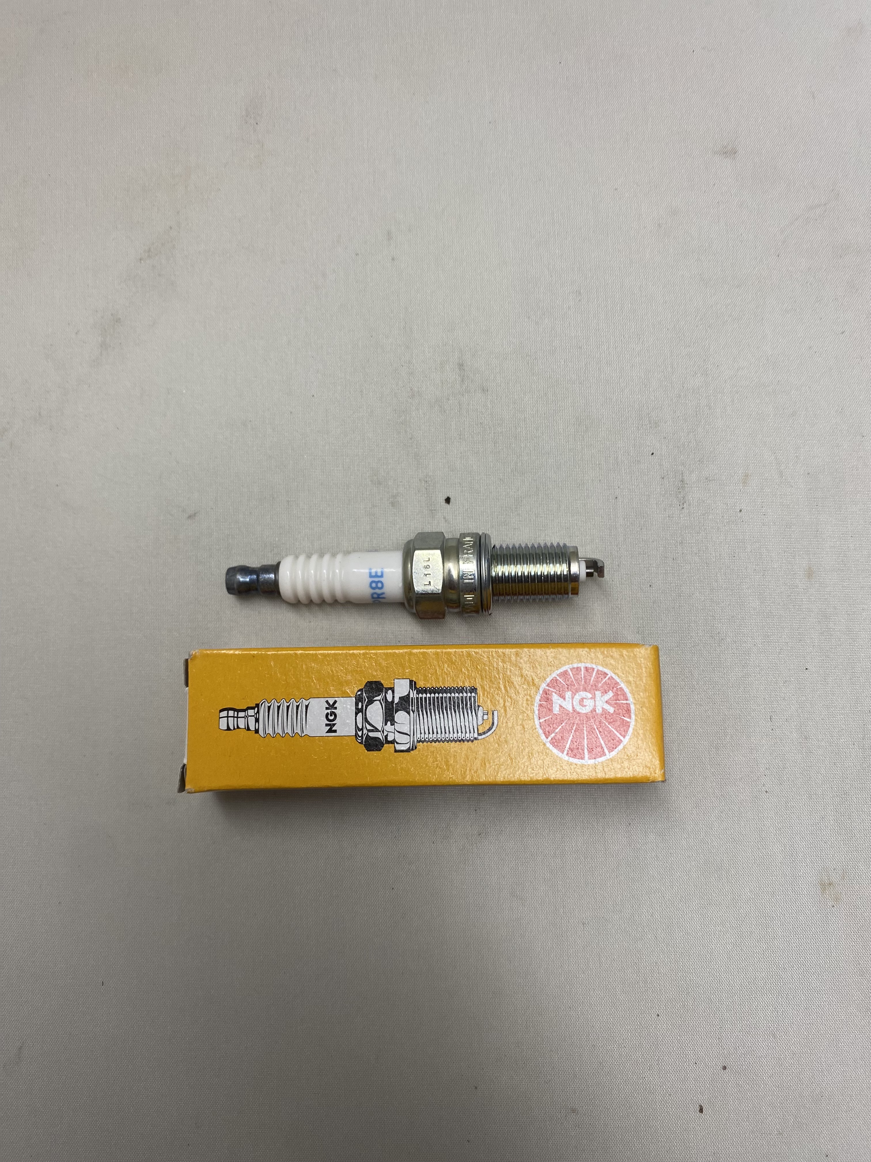 DCP R8E Spark Plug