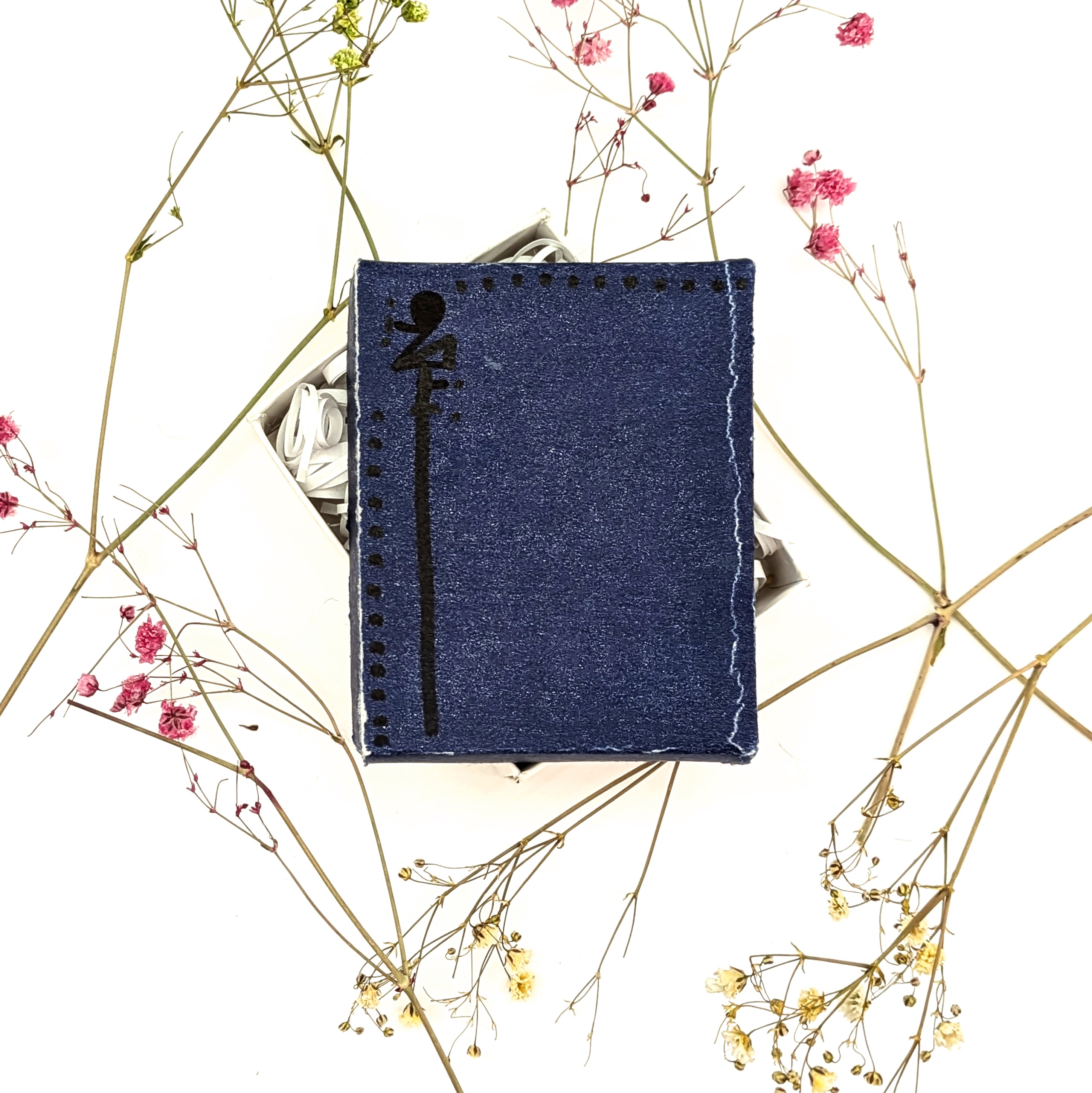 Staigmena Undinė po vandeniu