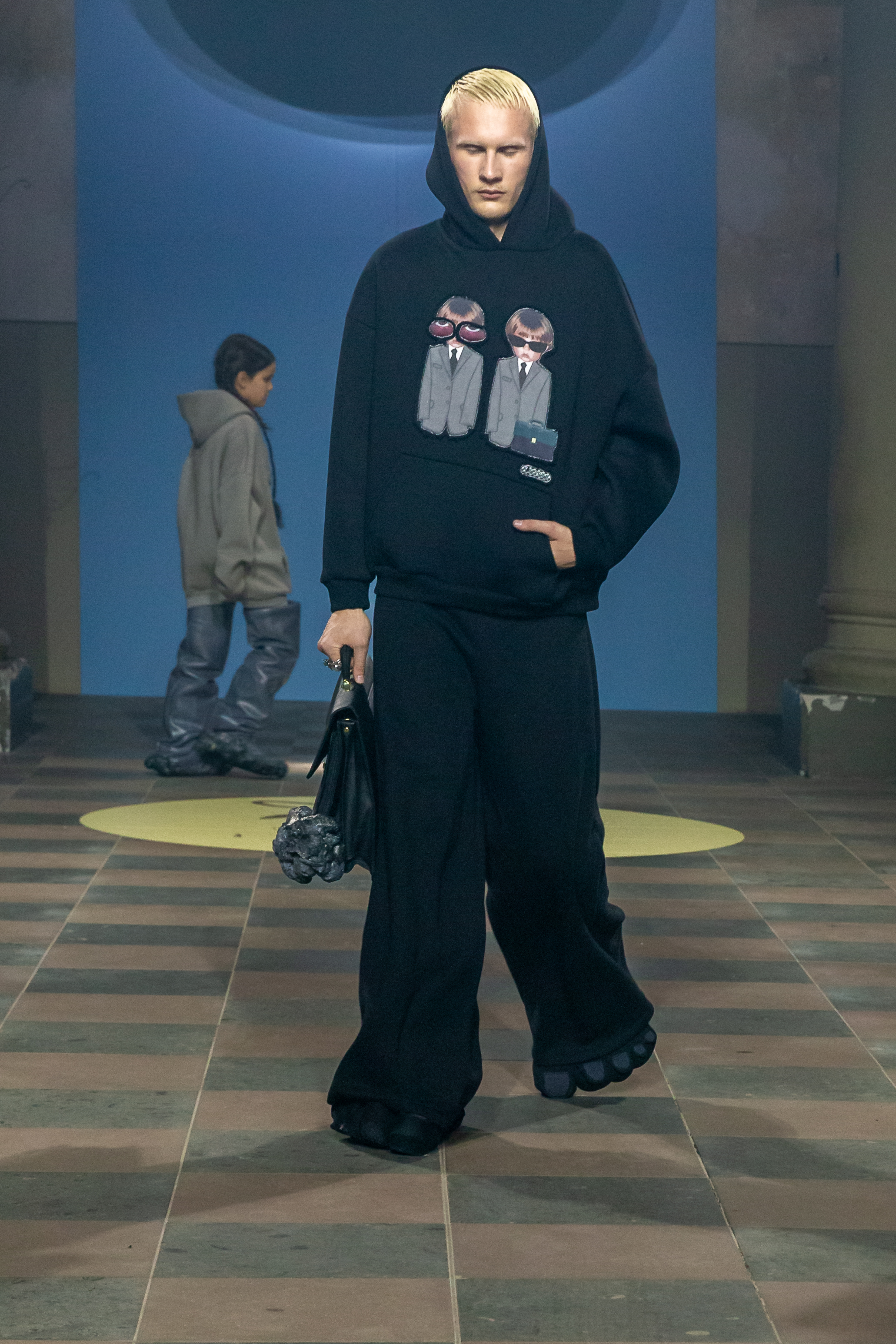 Extra Wide "Peeking" Joggers