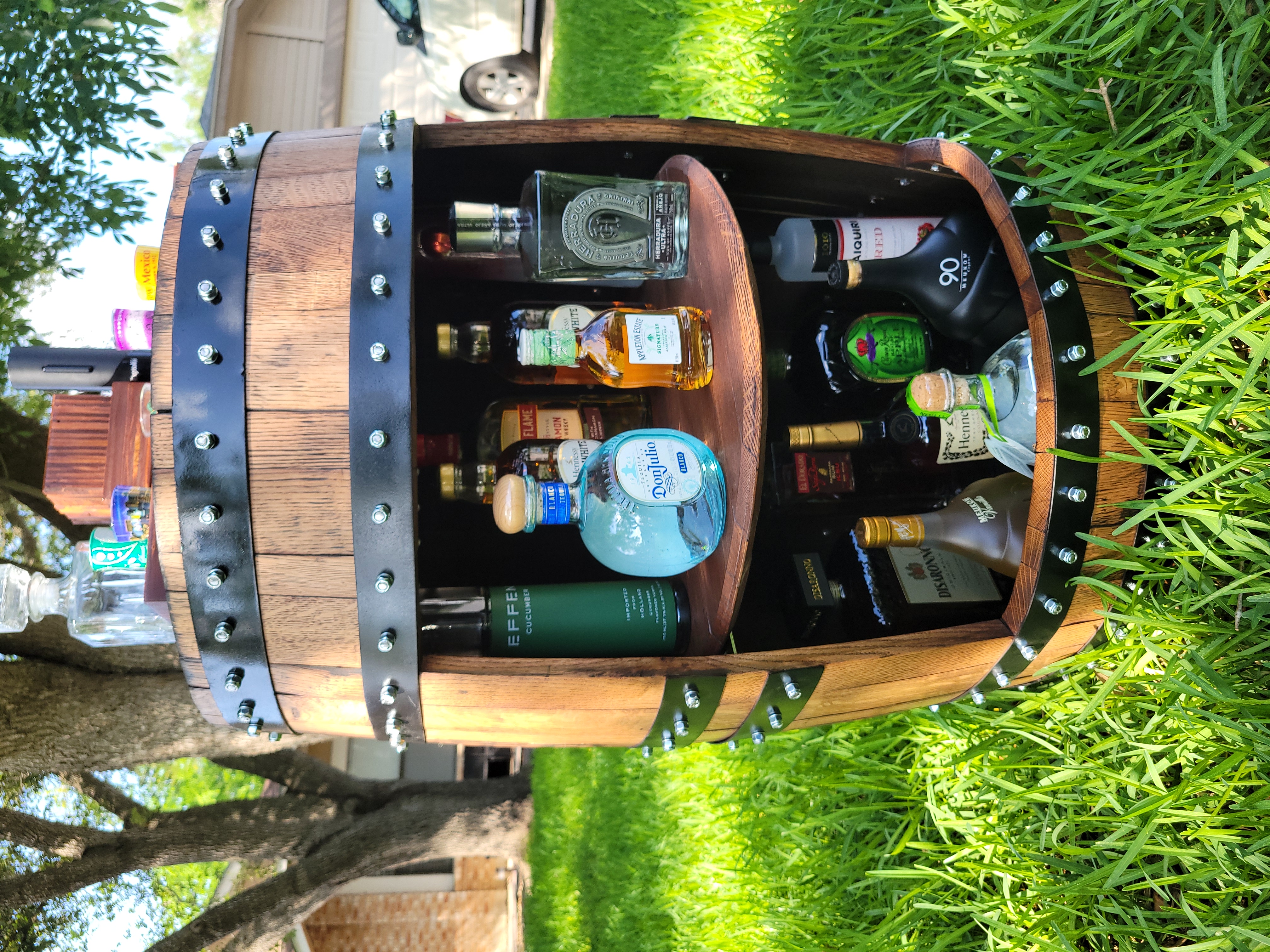 BOURBON BARREL WHISKY CABINET