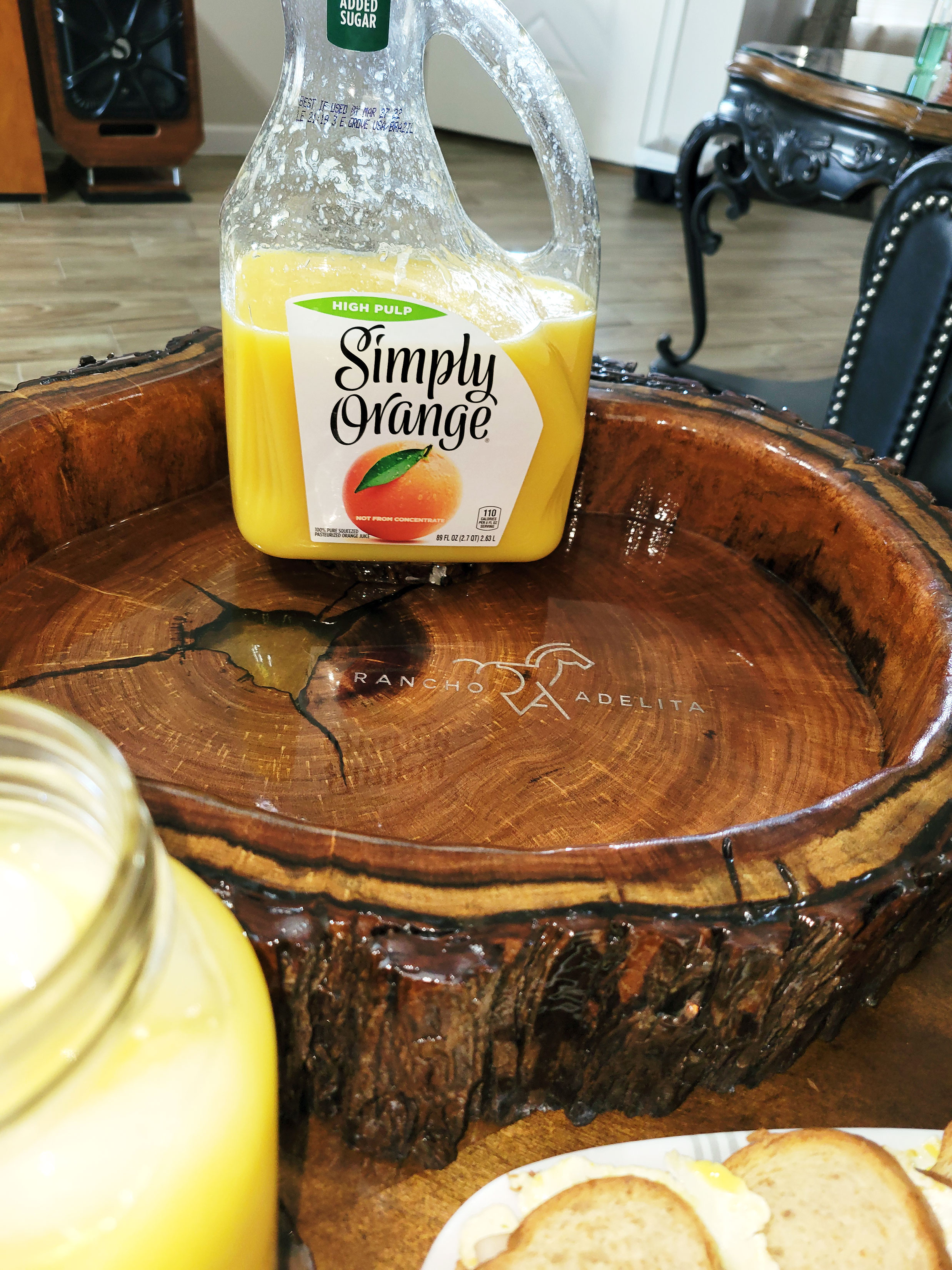 CHARGER TRAY AND COASTER SET