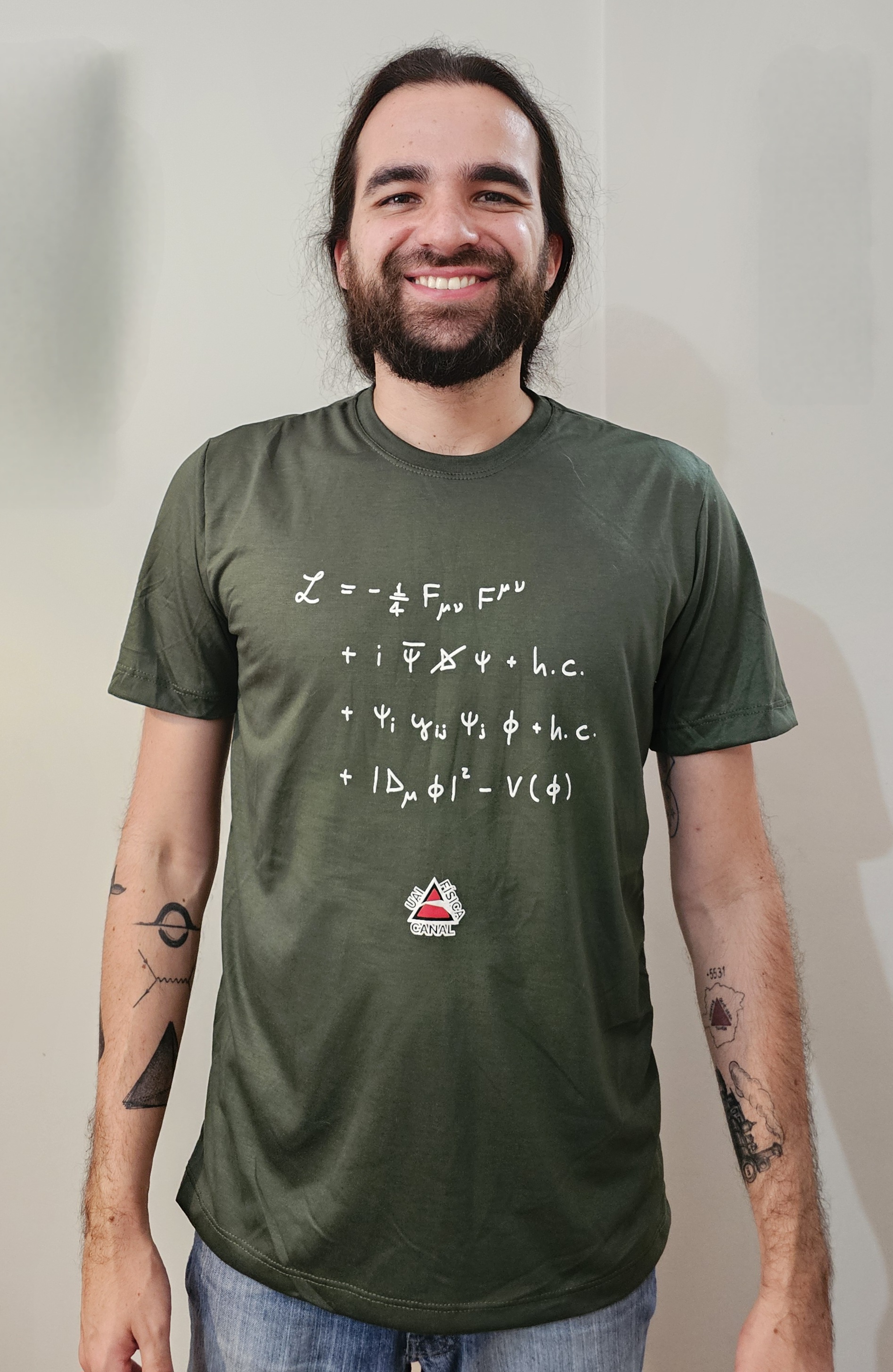 Camisa Lagrangiana Modelo Padrão