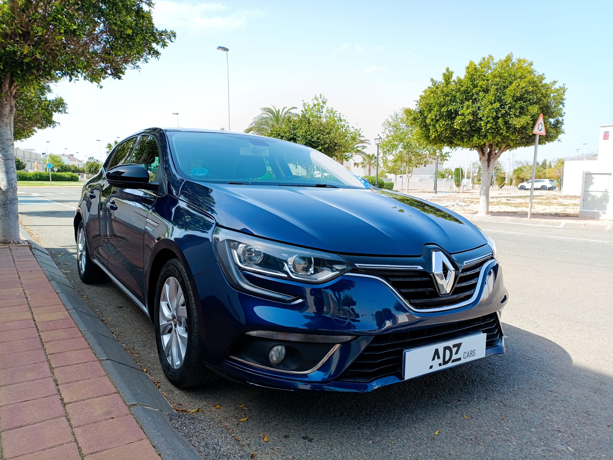 Renault Megane Limited 115cv 2019 145.000km