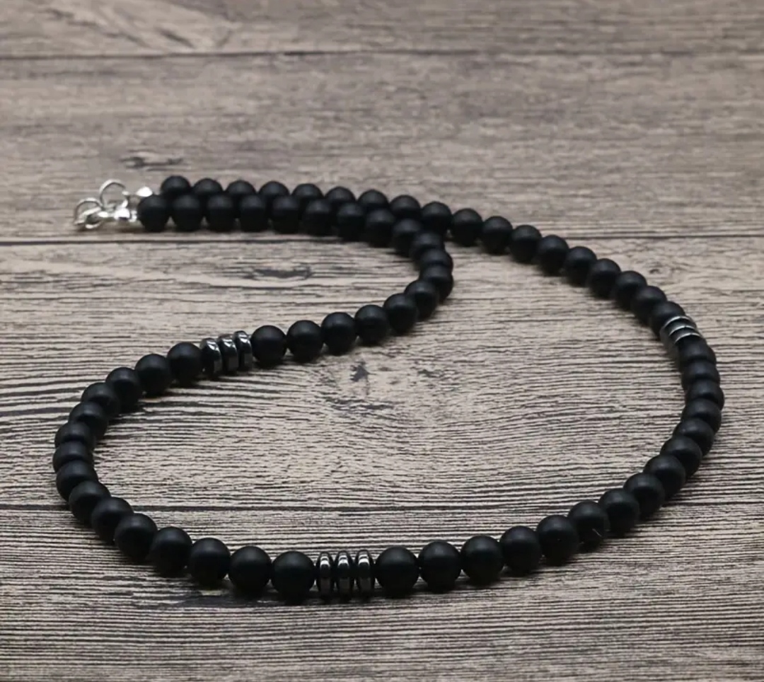 BLACK AGATE BEAD NECKLACE