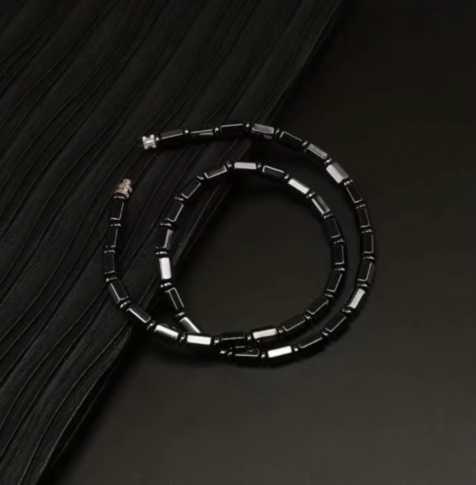 BLACK BAMBOO CHAIN NECKLACE