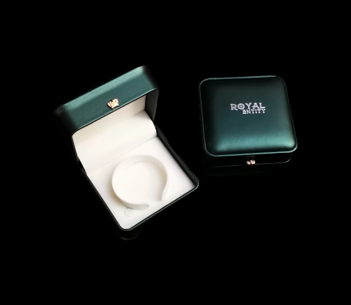 ROYAL ENTITY FAUX LEATHER JEWELRY BOX