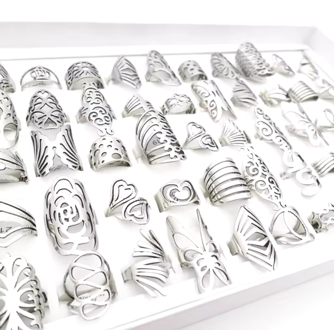 ROYAL ENTITY FILIGREE RING