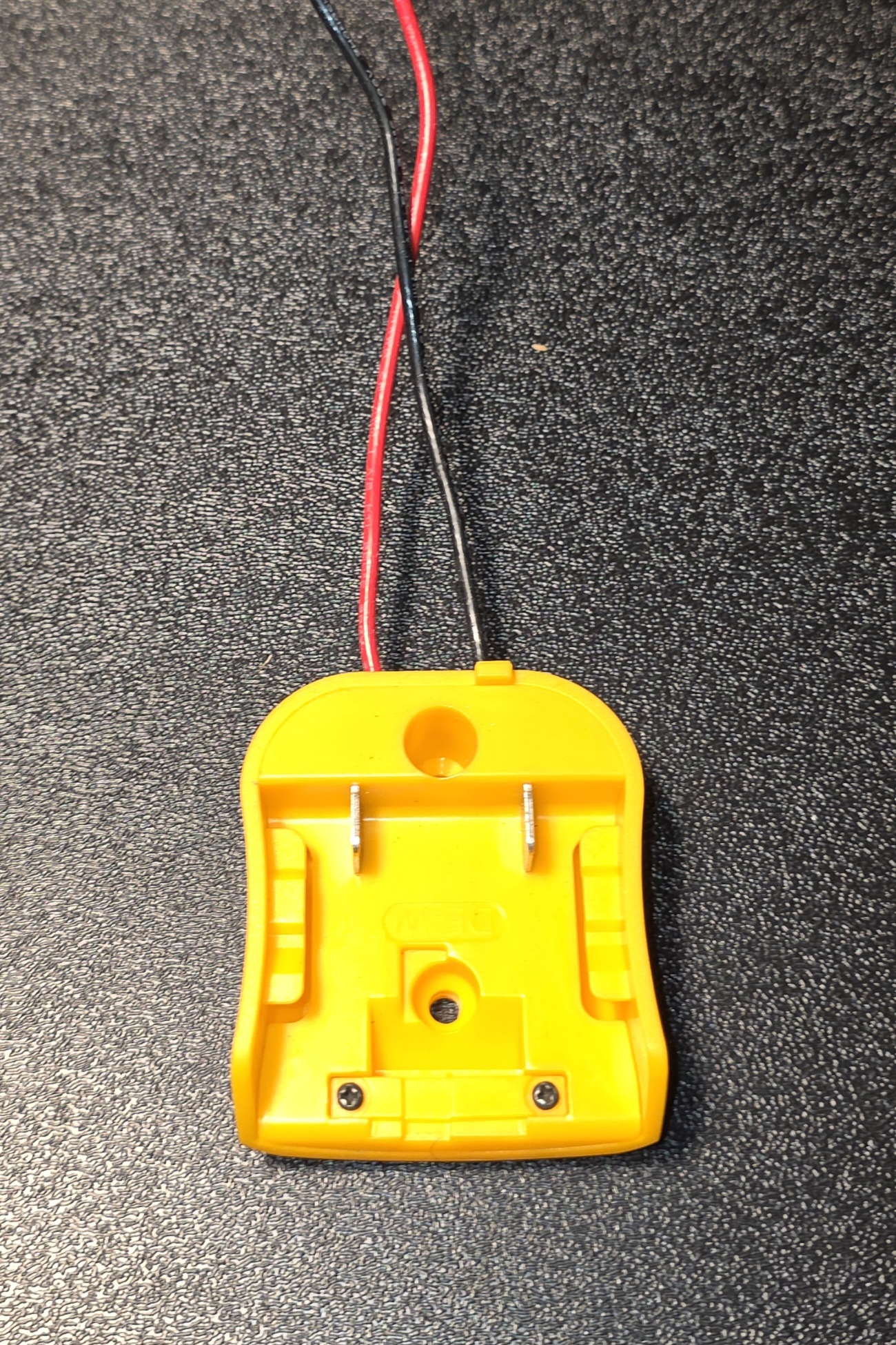 "Dew Yellow" 12 volt li-ion battery Adapter.   Requires "Dew Yellow" 12v Battery