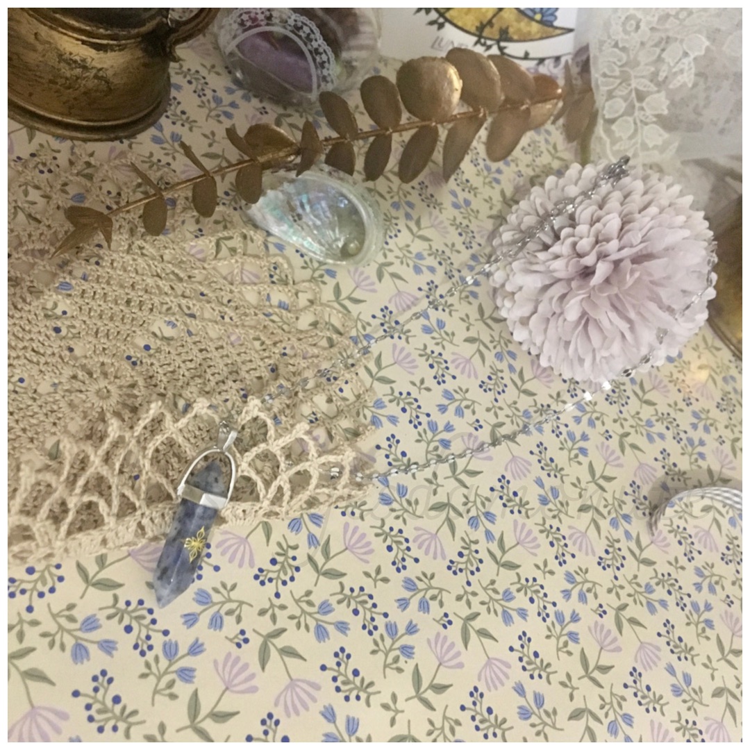 Collier POINTE : sodalite