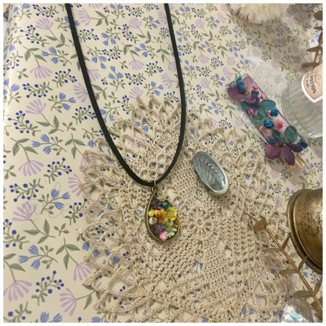 Collier KATE