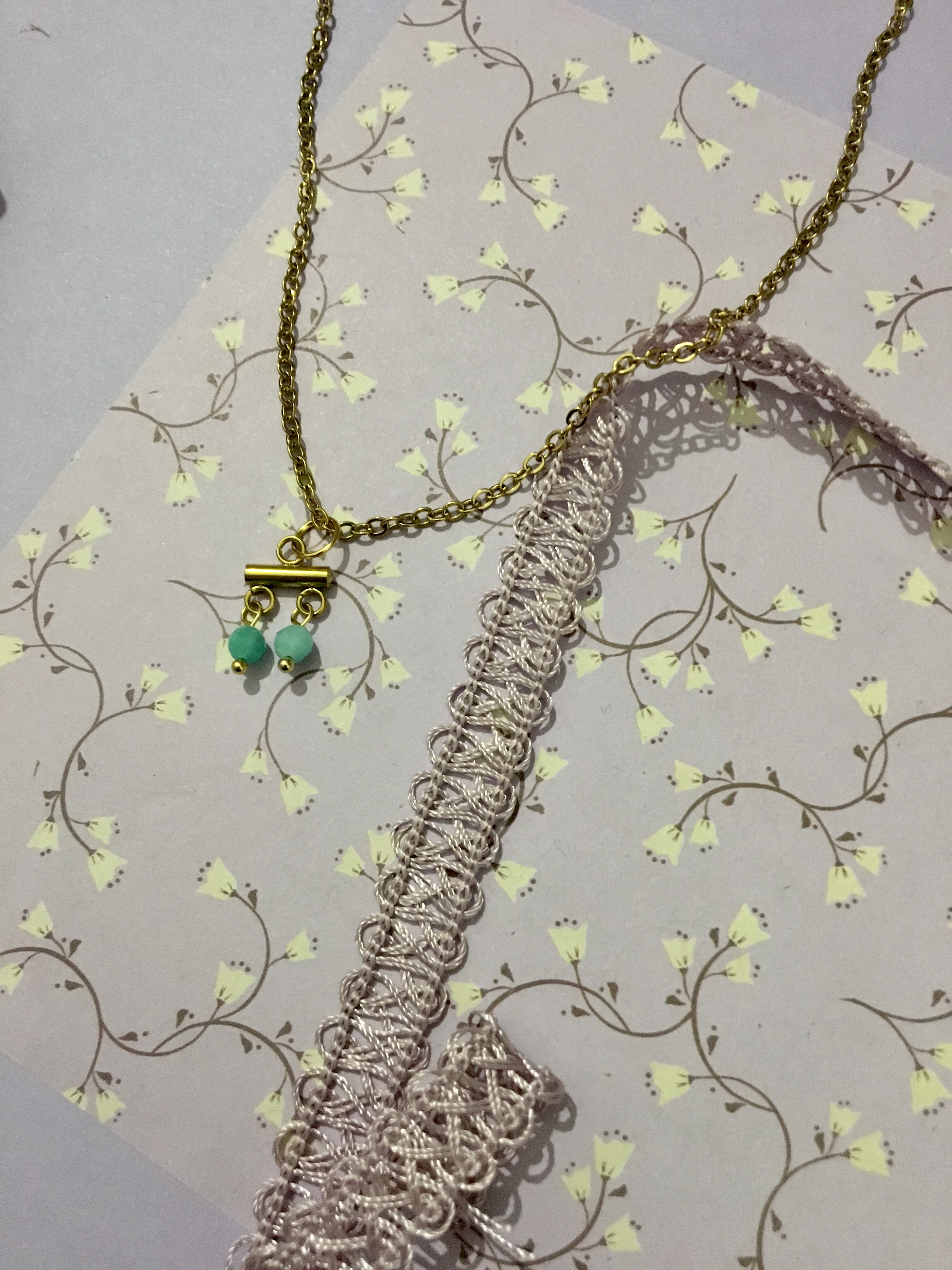 Collier étoiles givrées : amazonite