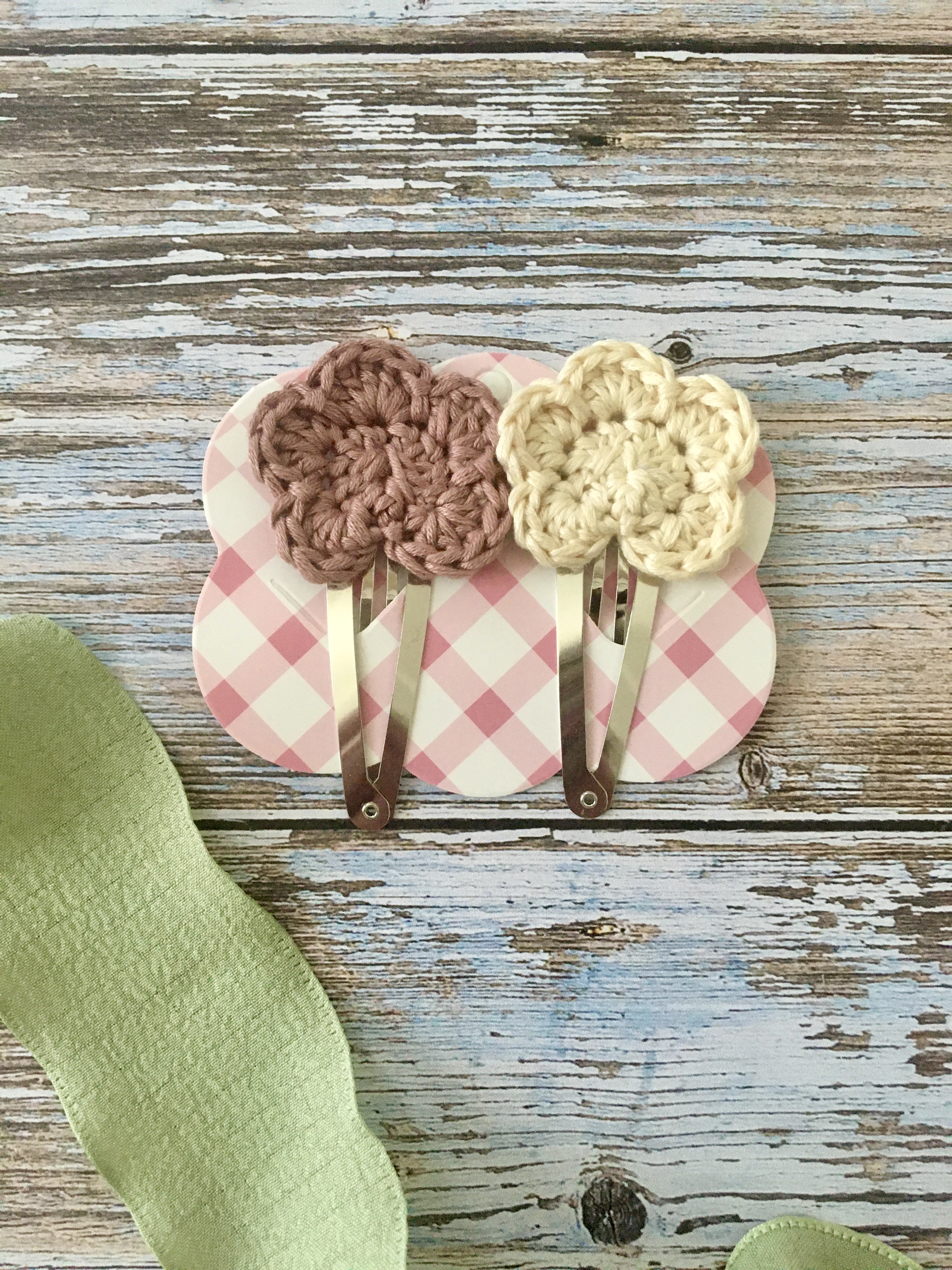 2 pinces : noisette/chocolat blanc