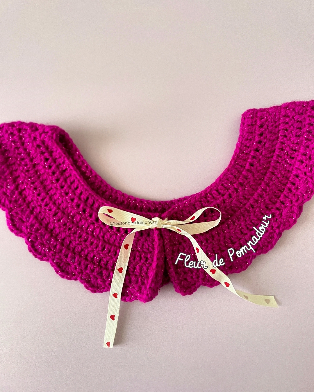 Col pailleté Fleur de Pompadour - à partir de 47€