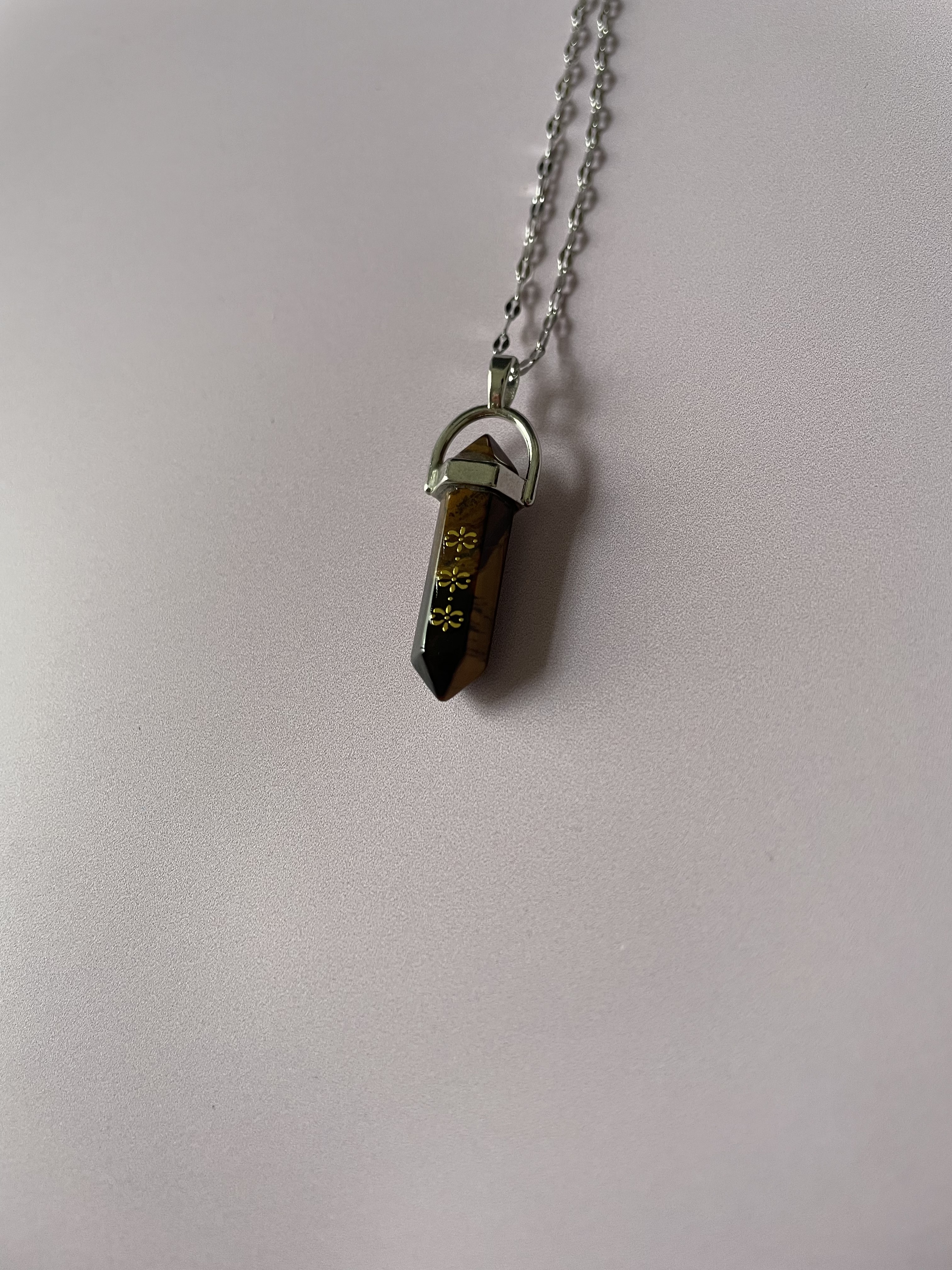 Collier POINTE : oeil de tigre